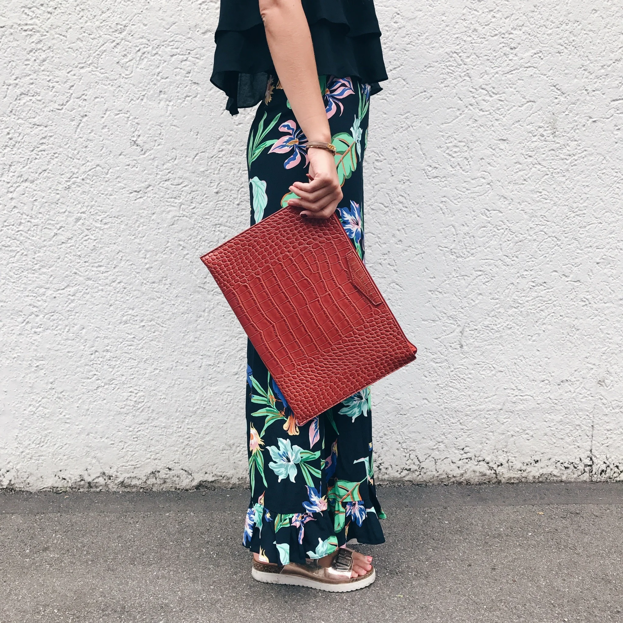 the boho potato laptopcase coffee brown.jpg
