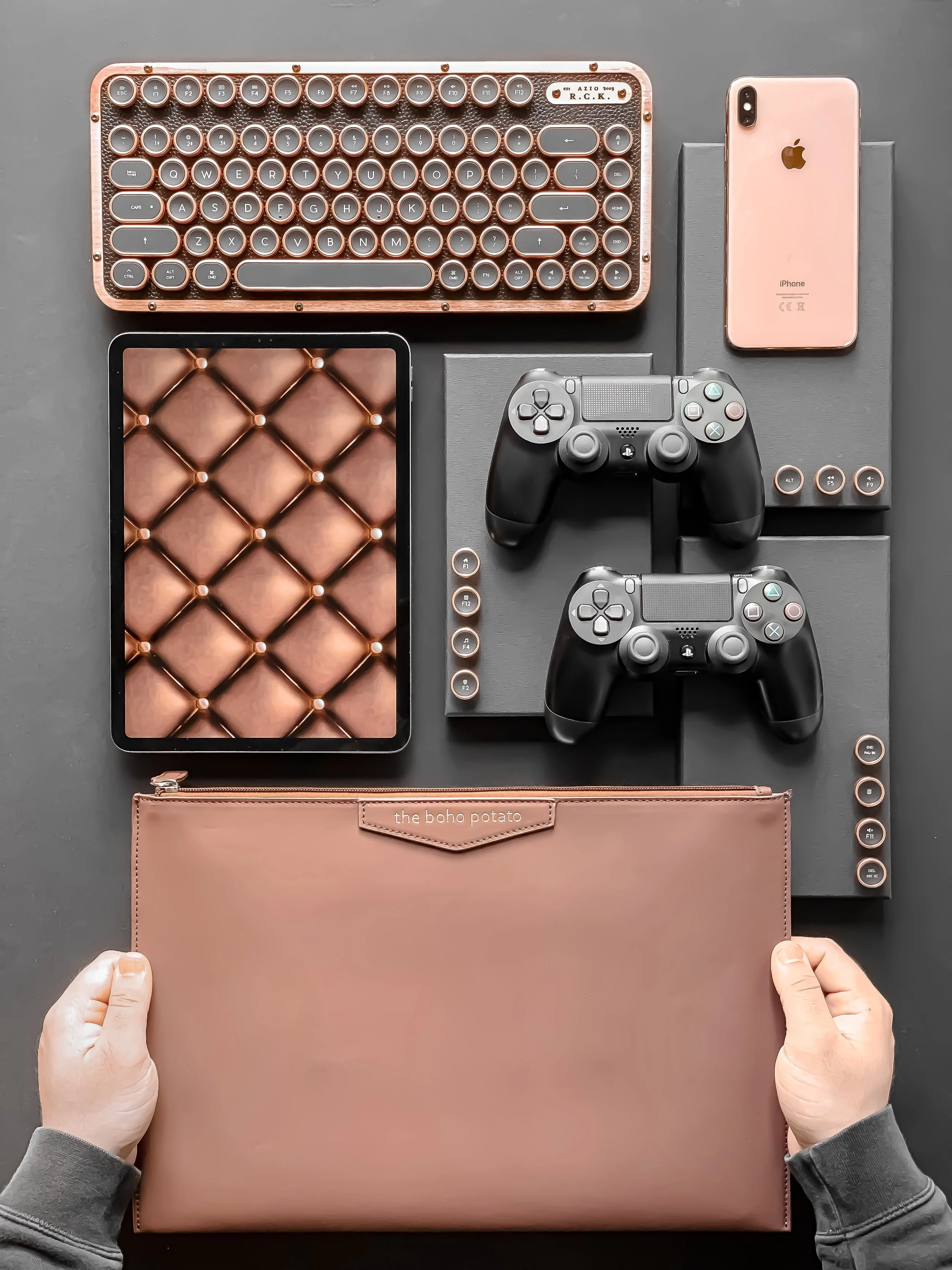the negroni_flatlay 2_joystick.jpeg