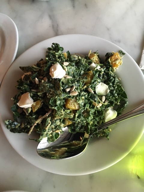 Kale salad with goat cheese