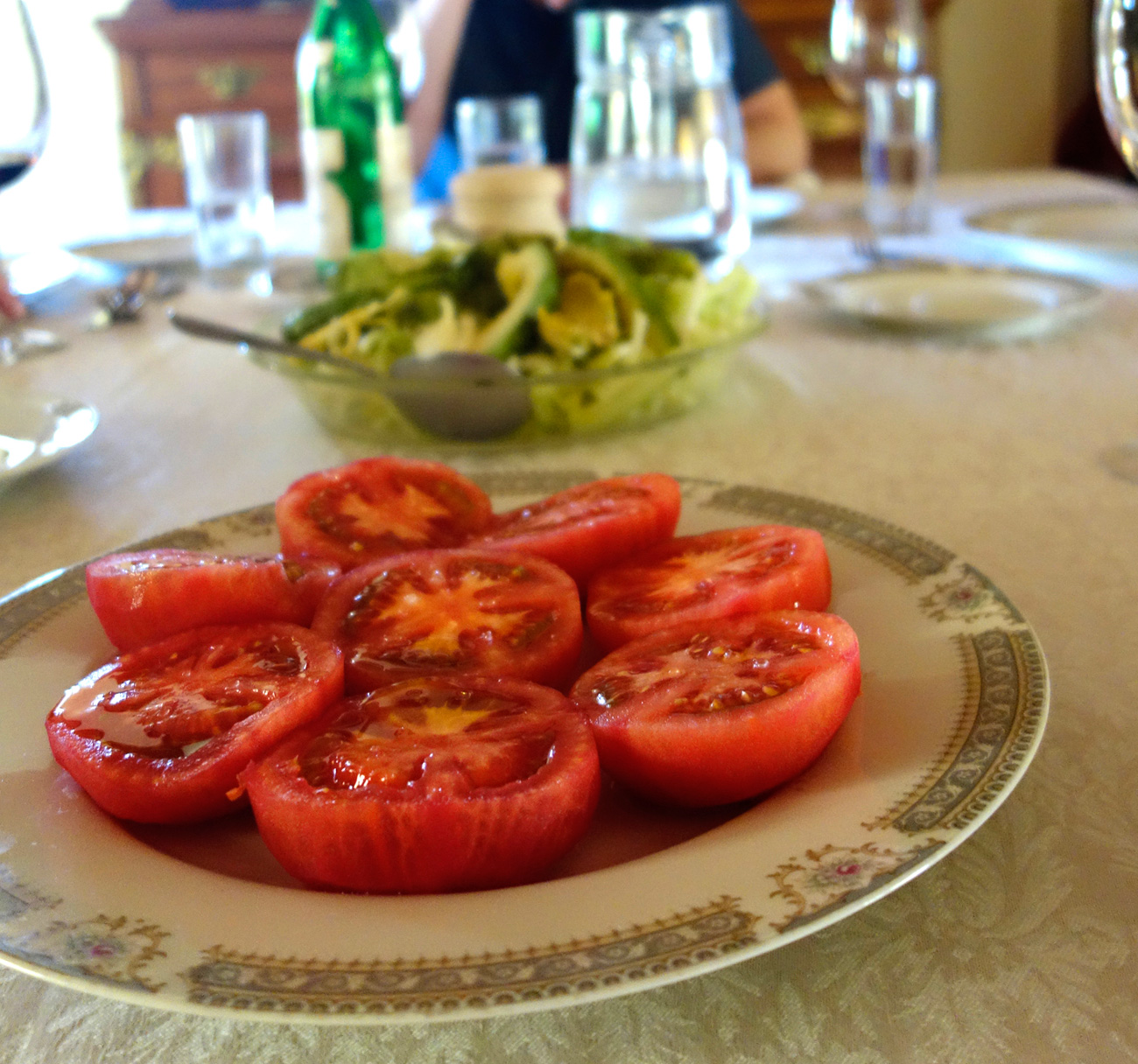 Fresh, Fresh tomatoes
