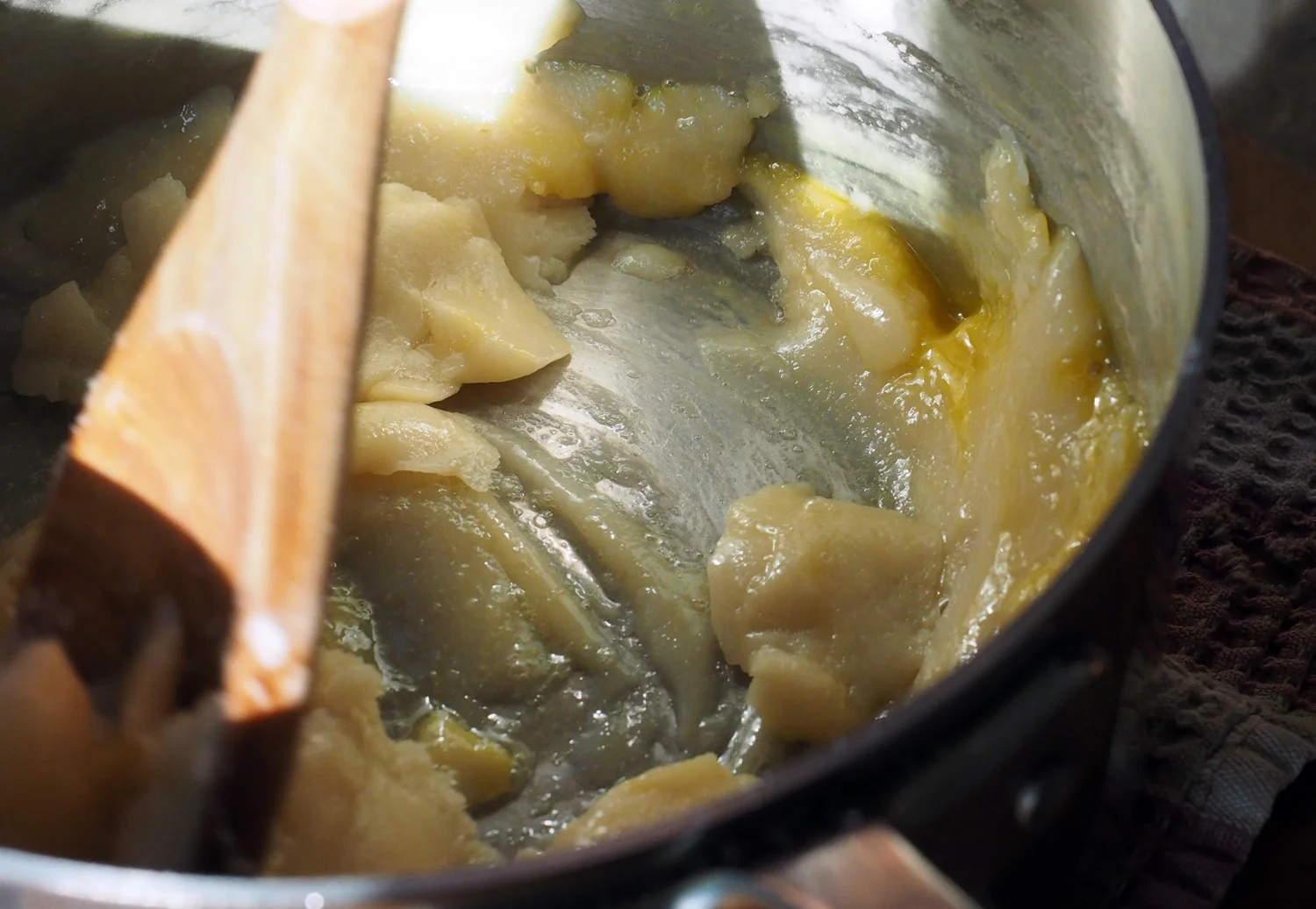 Notice how the pastry seems to get gloppy. Just keep stirring.