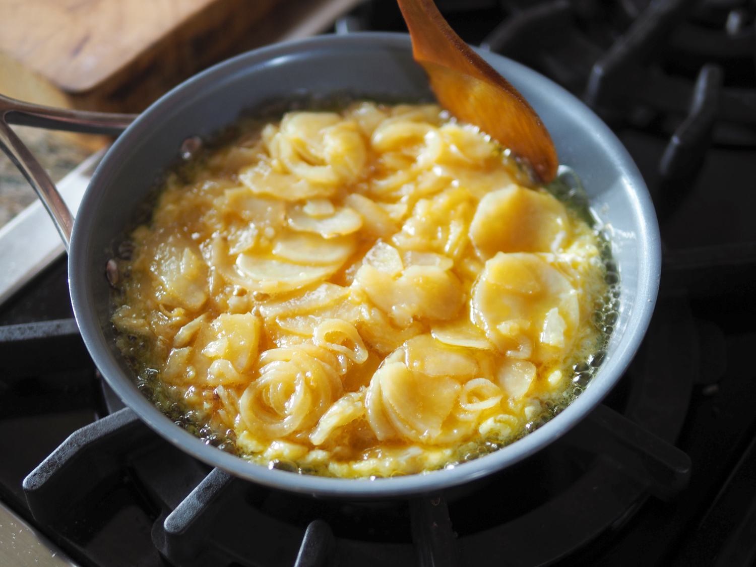 You can see that it's potatoes being held together lovingly by eggs.