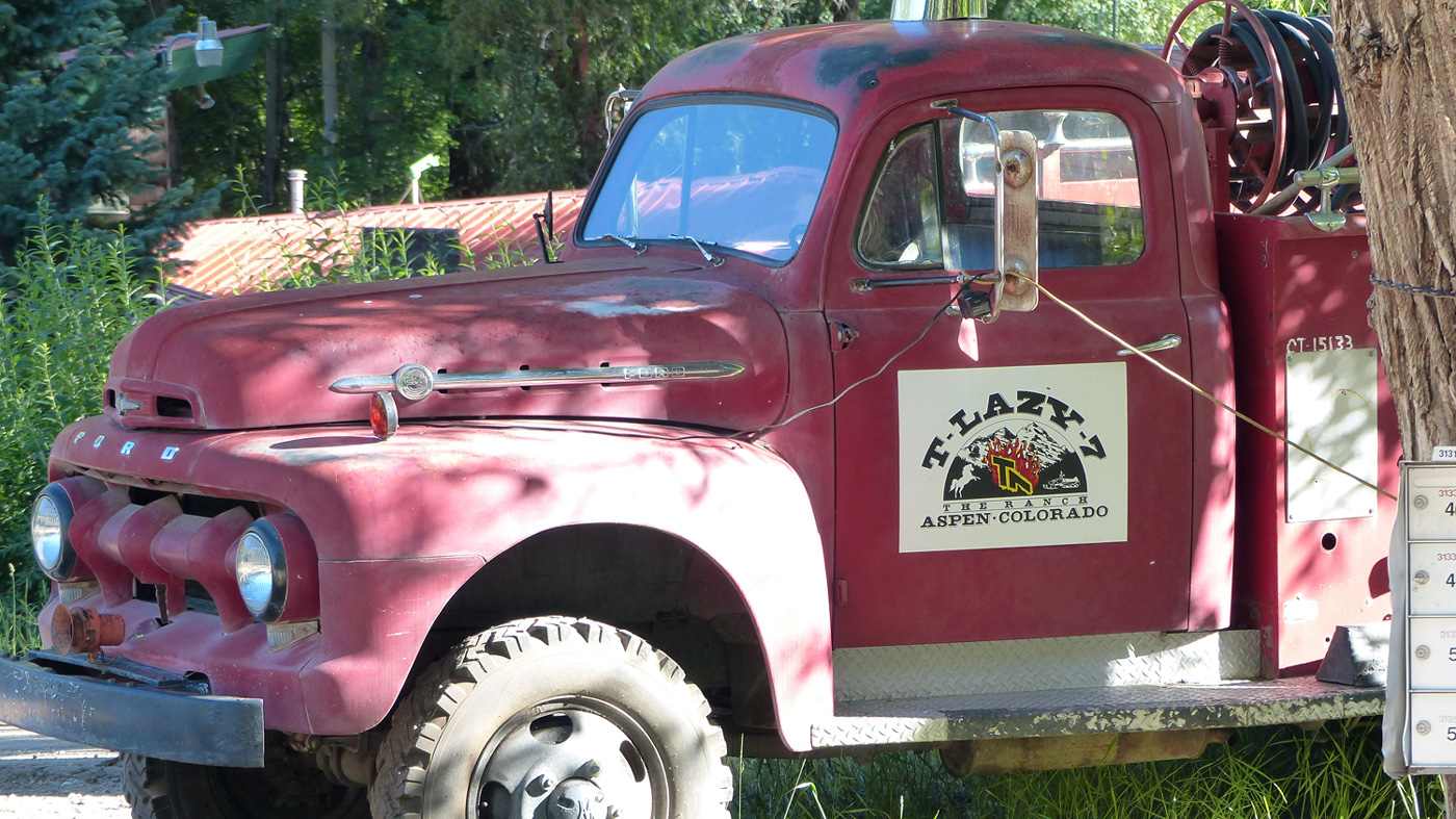 red.farmtruck.jpg