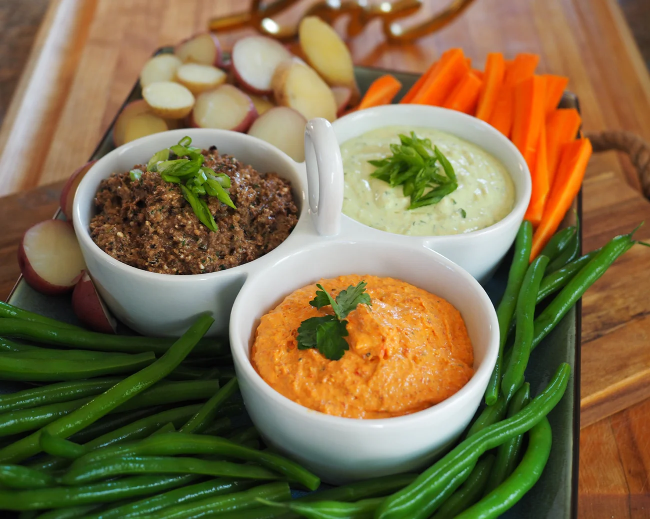 Fresh and inviting. So, go ahead and invite someone over. Pop some bubbly and dip away.