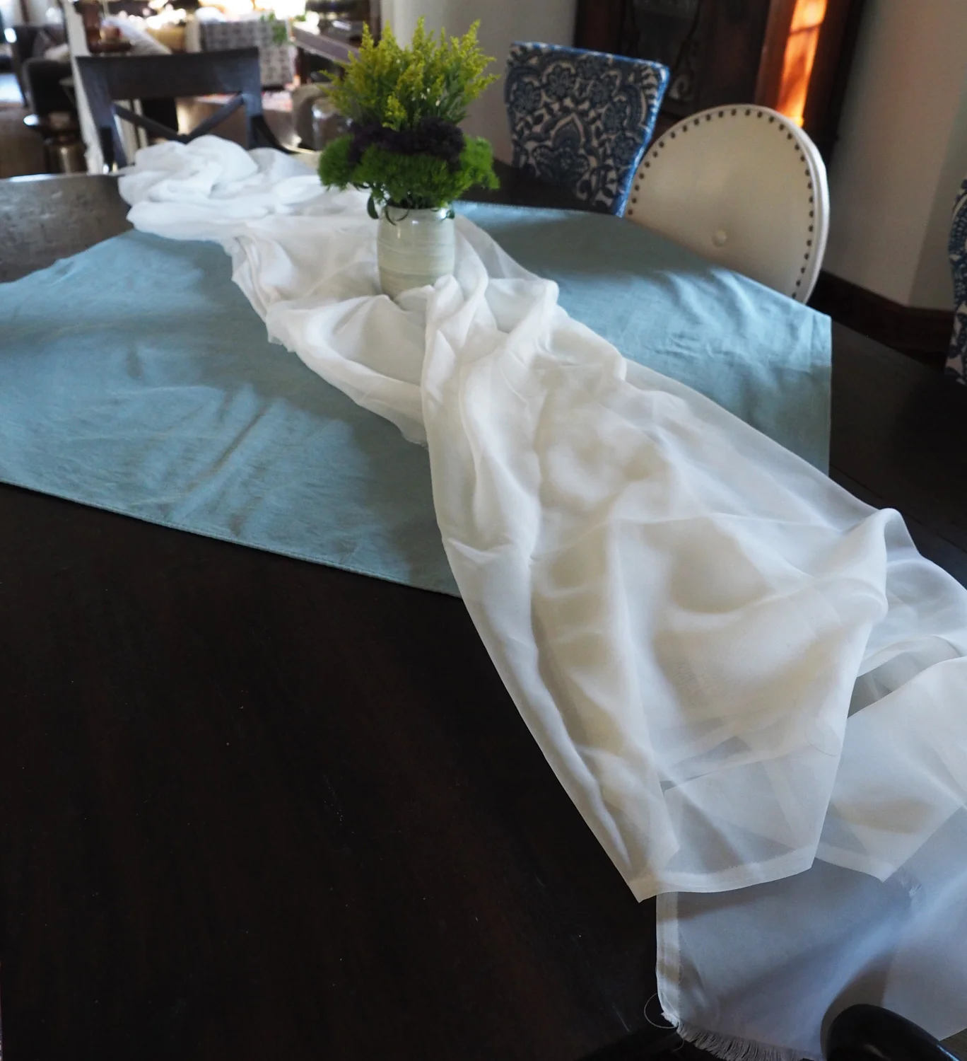 blue.white.cloth.drape3.jpg