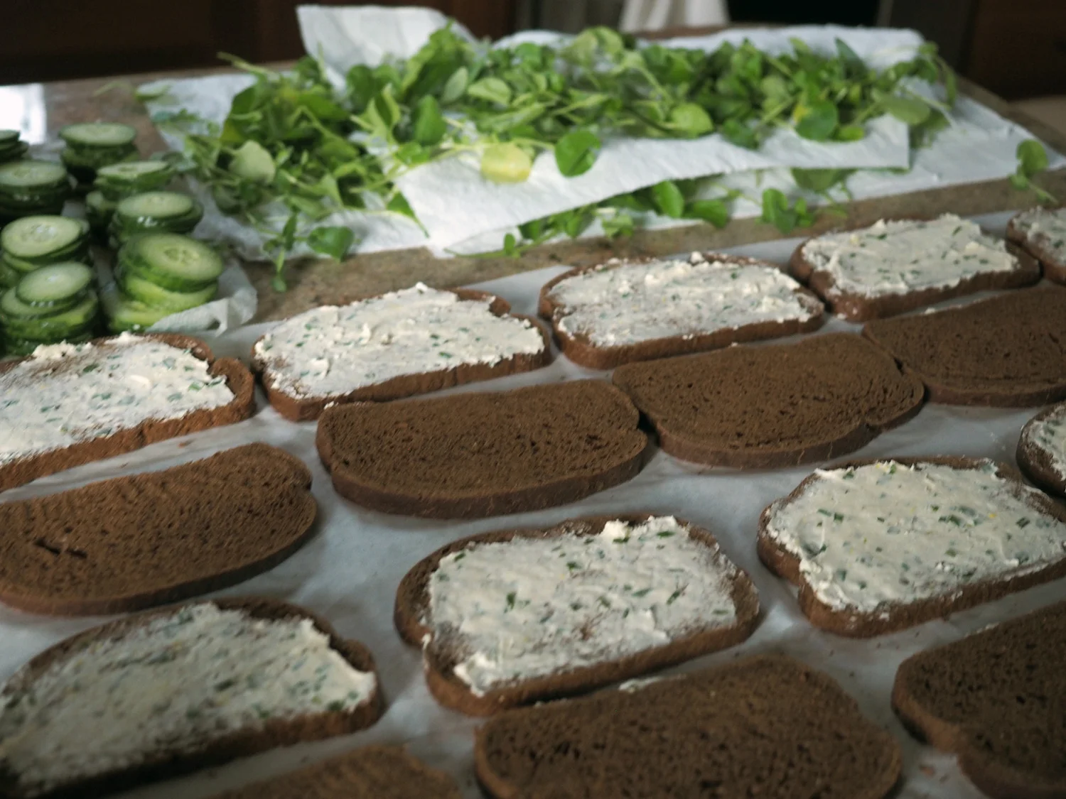 Line everything up to create your own assembly line. Of course, I made way more than you will need, but the concept still works even for a few sandwiches.