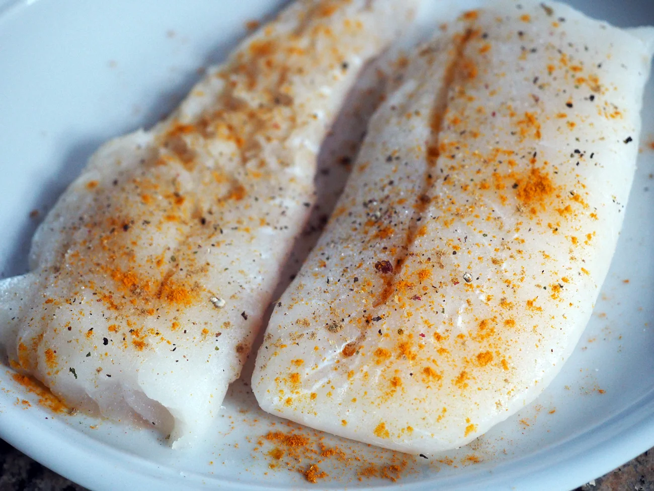 Make sure that the fish is dry before you season.