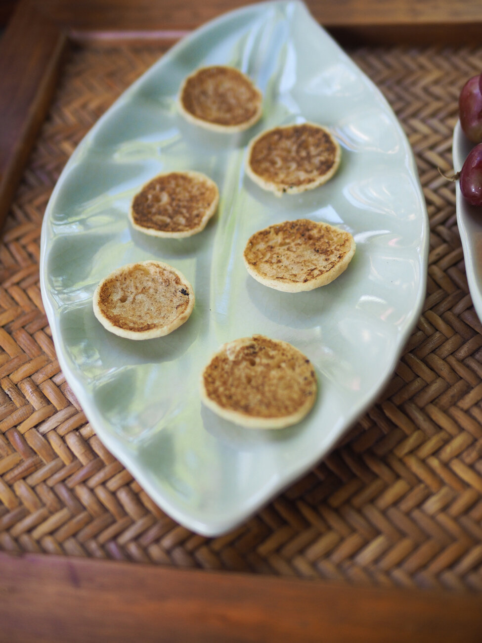 mini.pancakes.on.plate.jpg