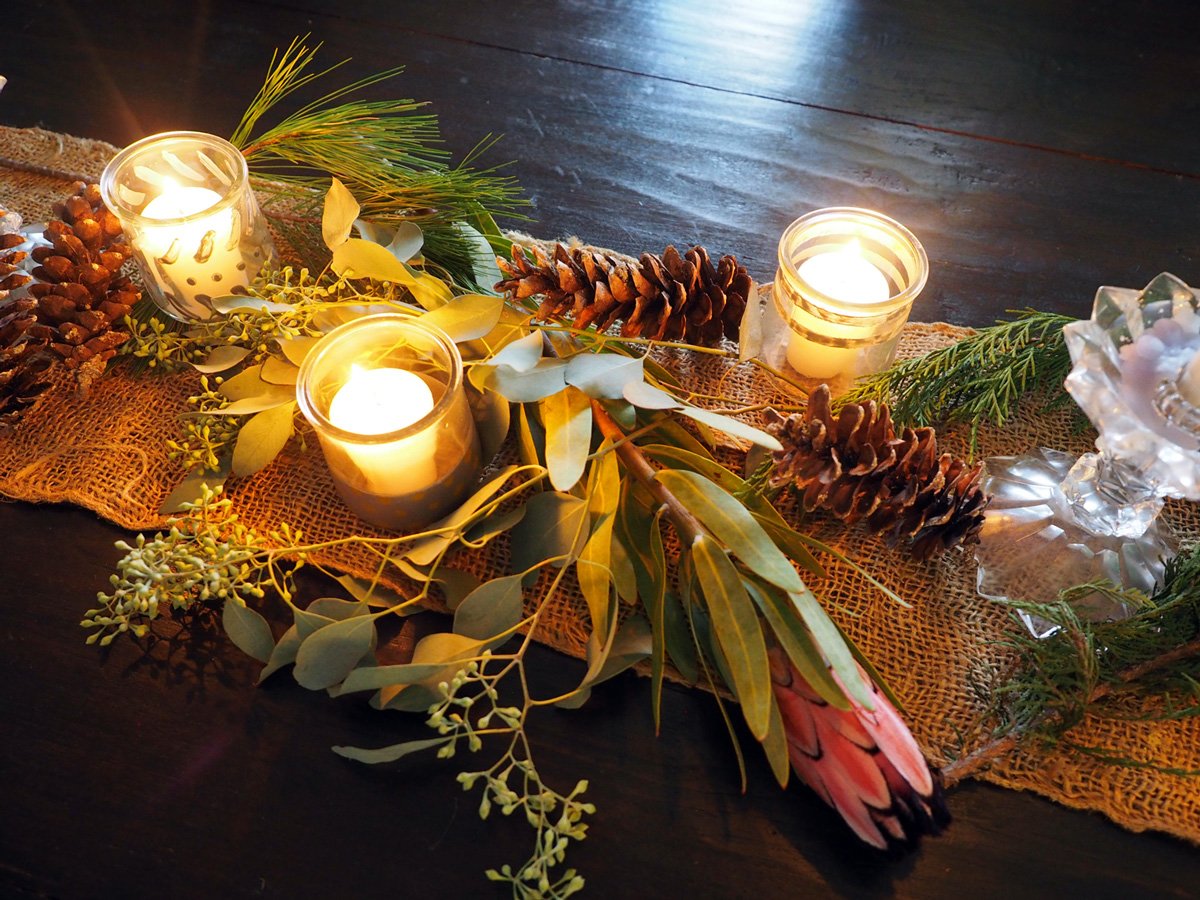 DIY Christmas Glasses: Add Festive Sparkle with Silver and Gold Sharpie  Paint Pens!