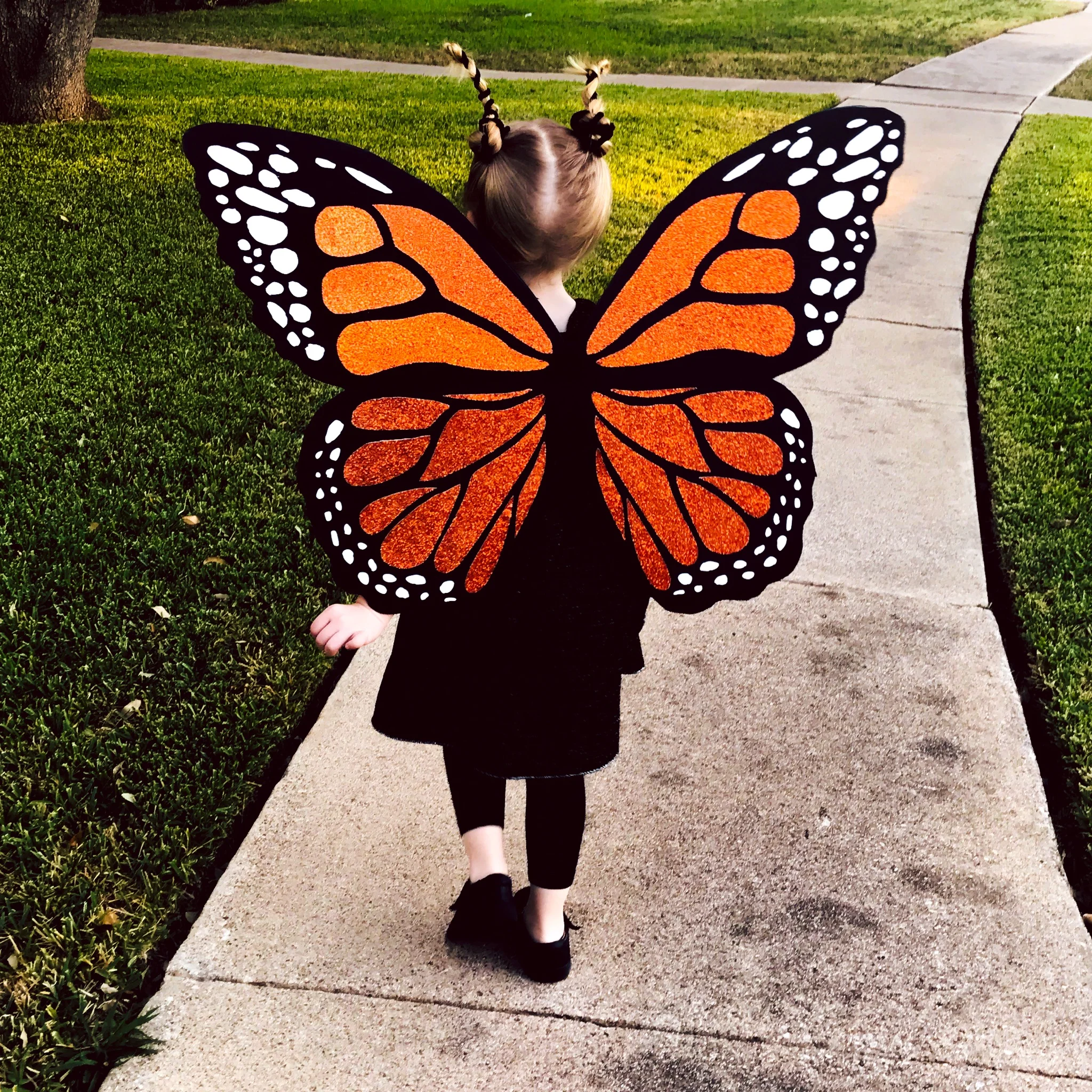DIY Halloween Costume - Monarch Butterfly