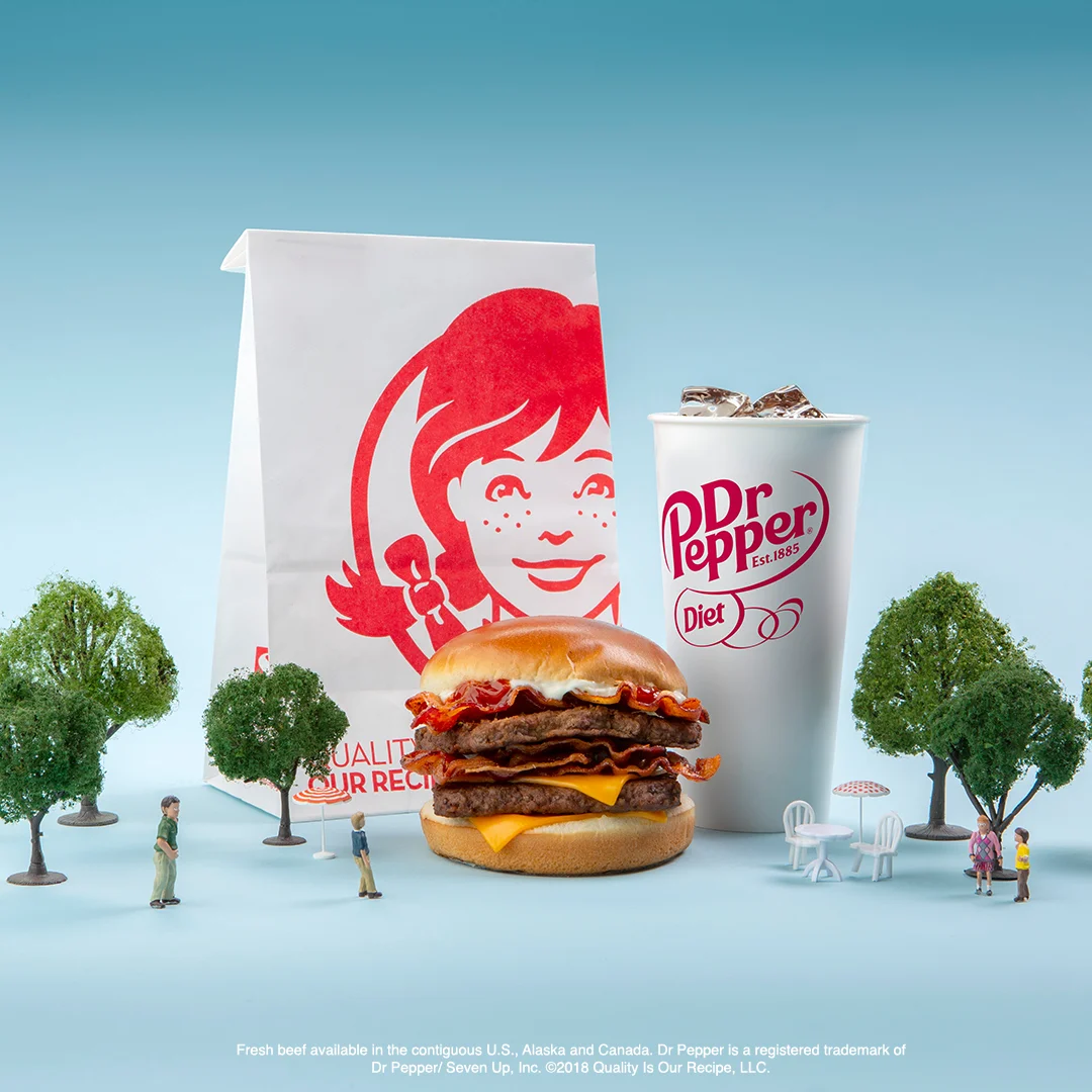 Fresh-Never-Frozen-Beef-Baconator.jpg