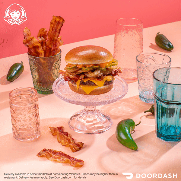 Wendy's_Bacon_Jalapeno_Cheeseburger.gif