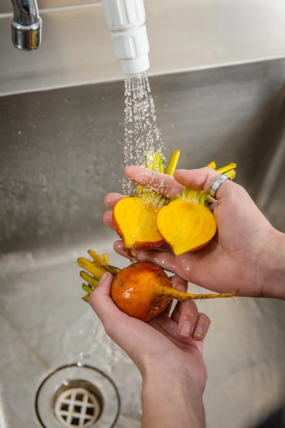 Cleaning vegetables