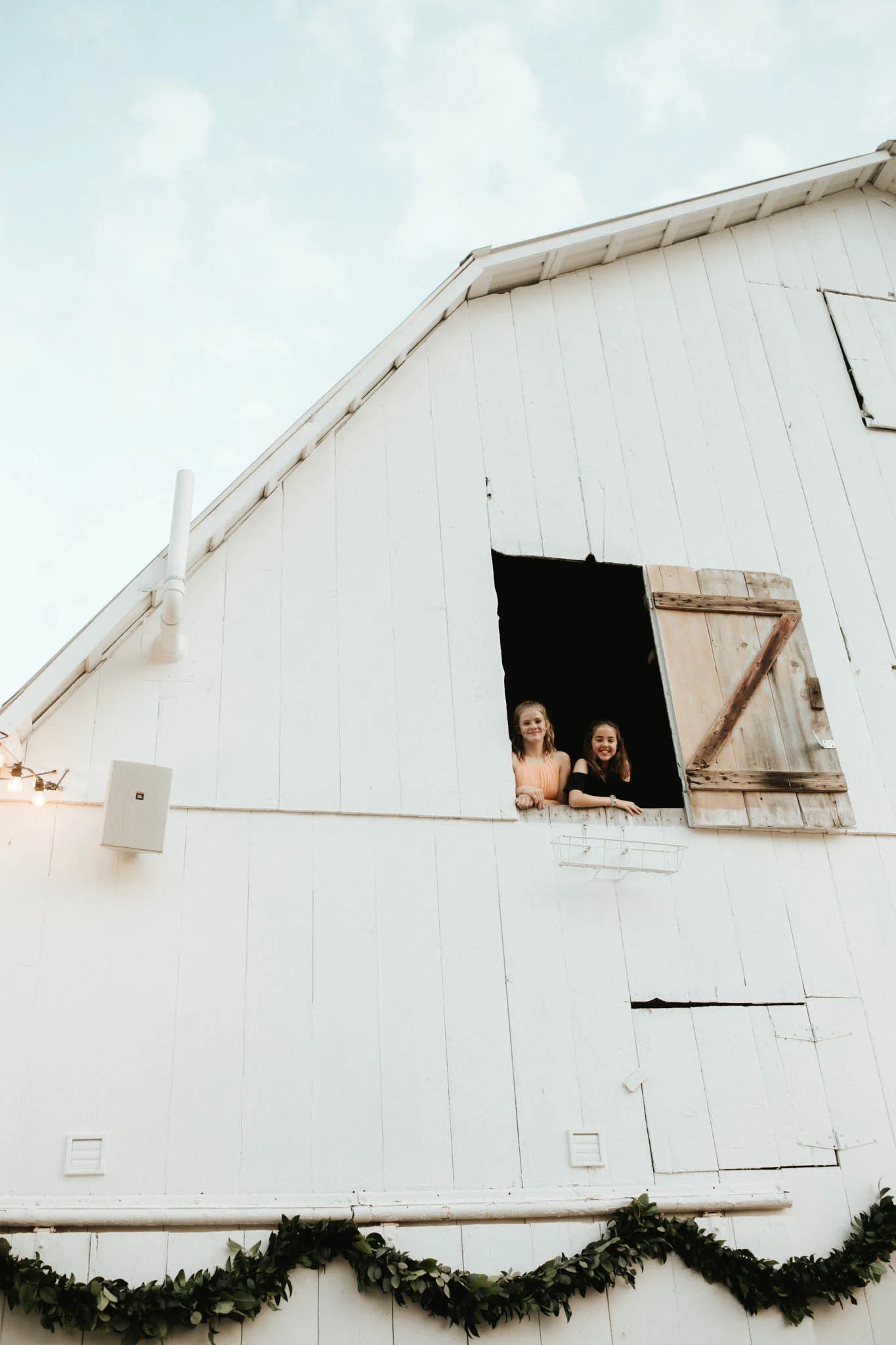 Reception at Fresh Air Farms in Kansas City-5.jpg