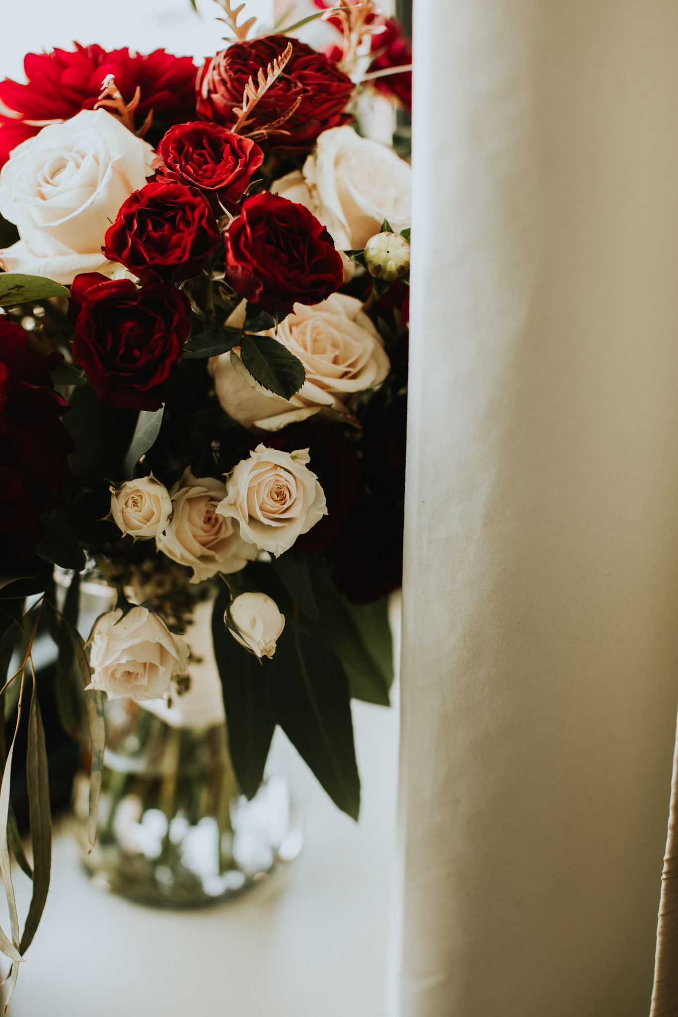 Lauren and Mike Getting Ready-38.jpg