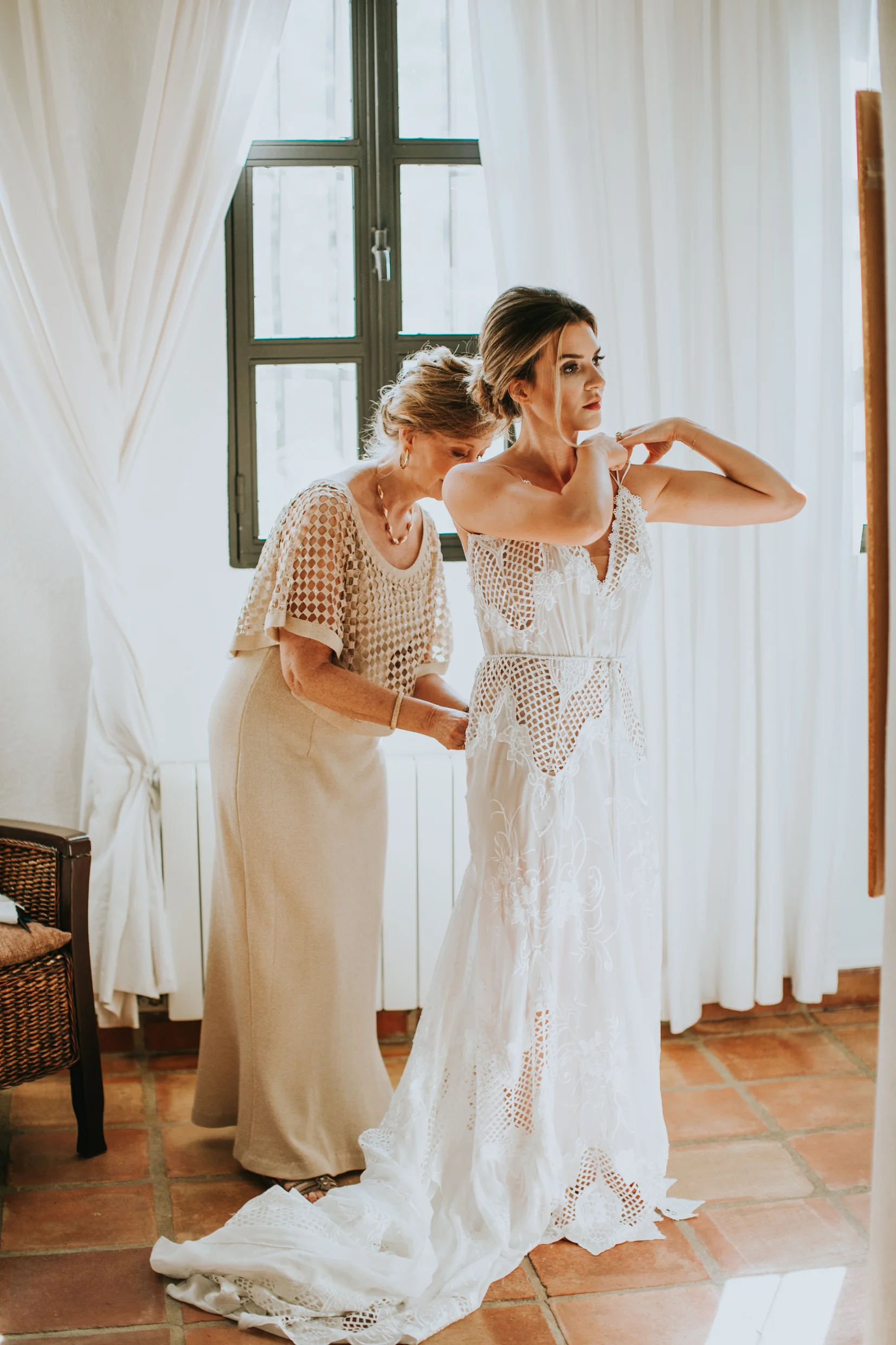 Andrew_Ferrah_GettingReady_Spain_Ronda_Bohemian_Wedding-61.jpg