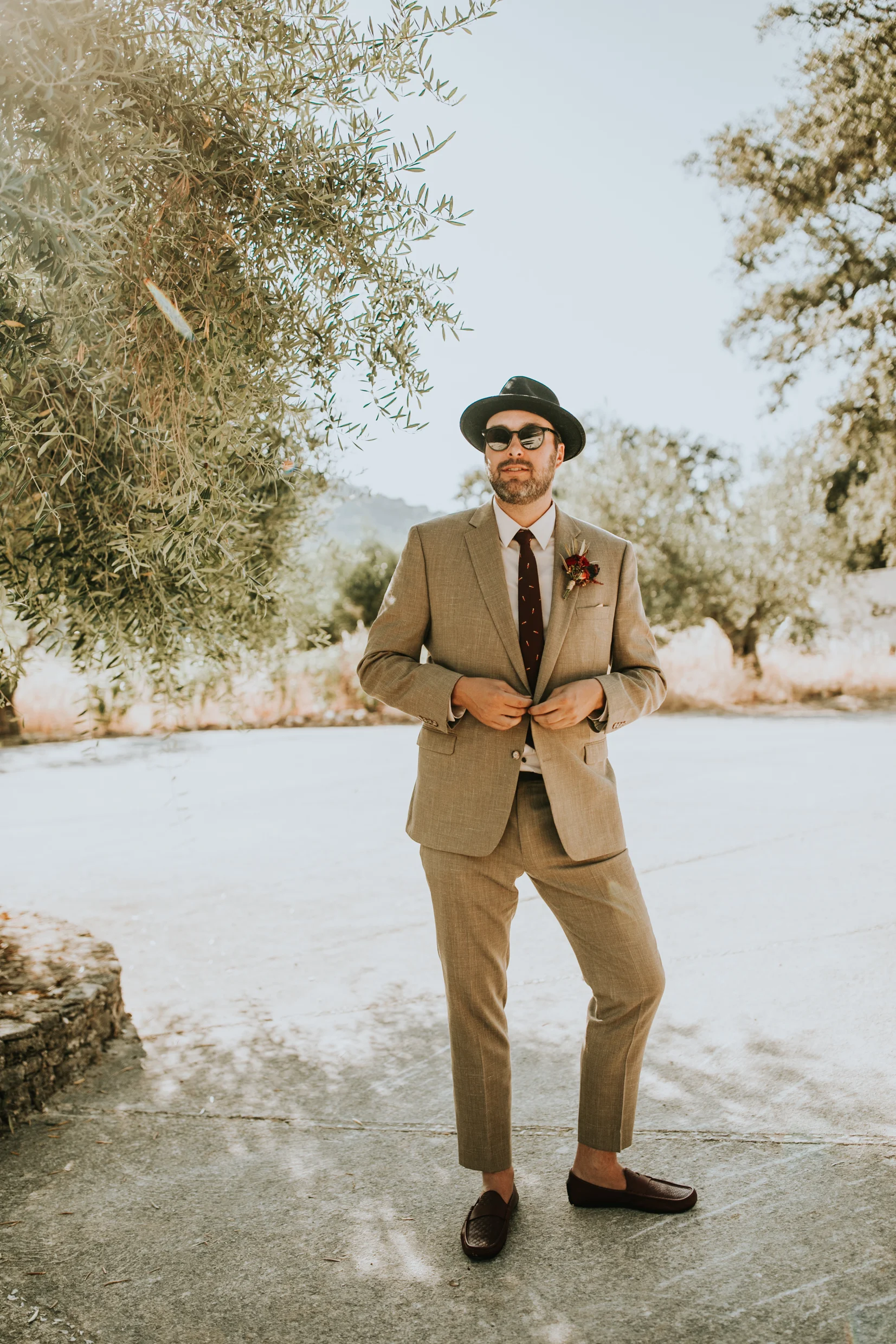 Andrew_Ferrah_GettingReady_Spain_Ronda_Bohemian_Wedding-91.jpg