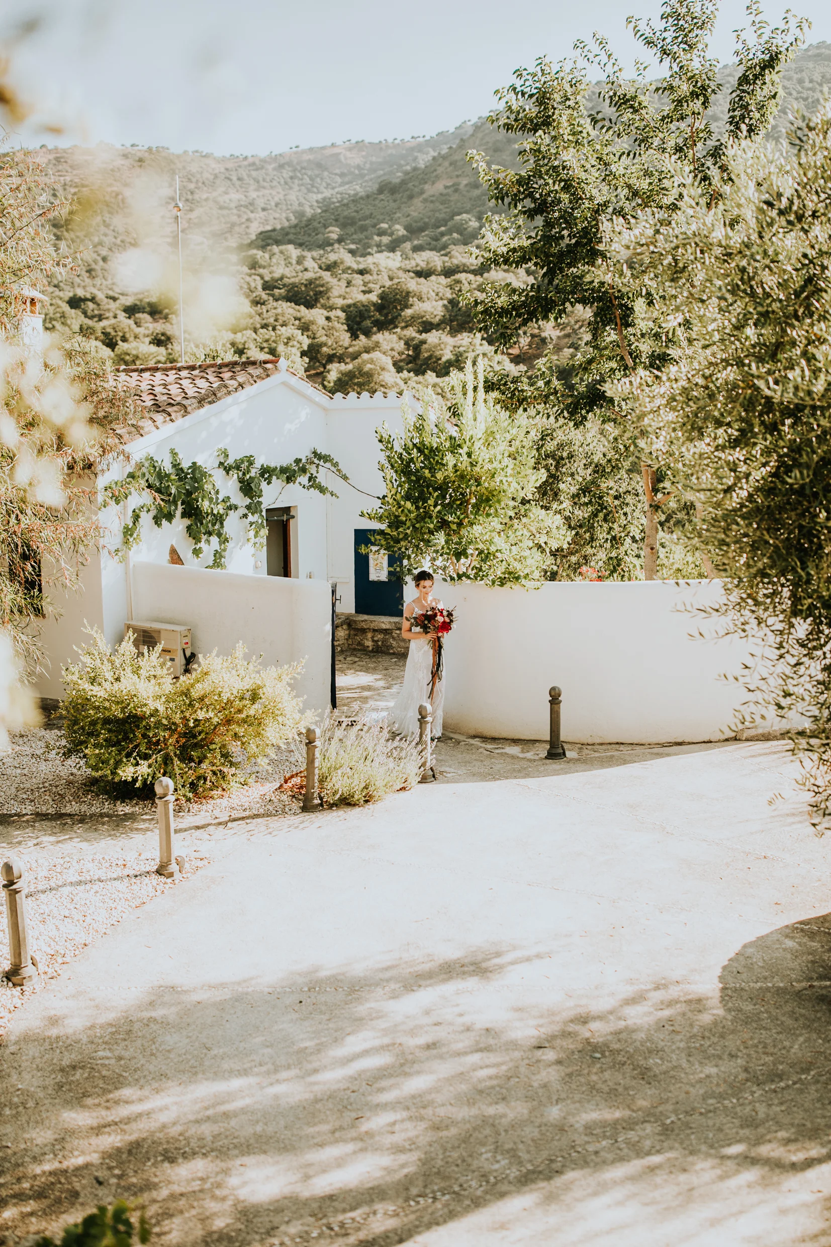 Andrew_Ferrah_GettingReady_Spain_Ronda_Bohemian_Wedding-92.jpg