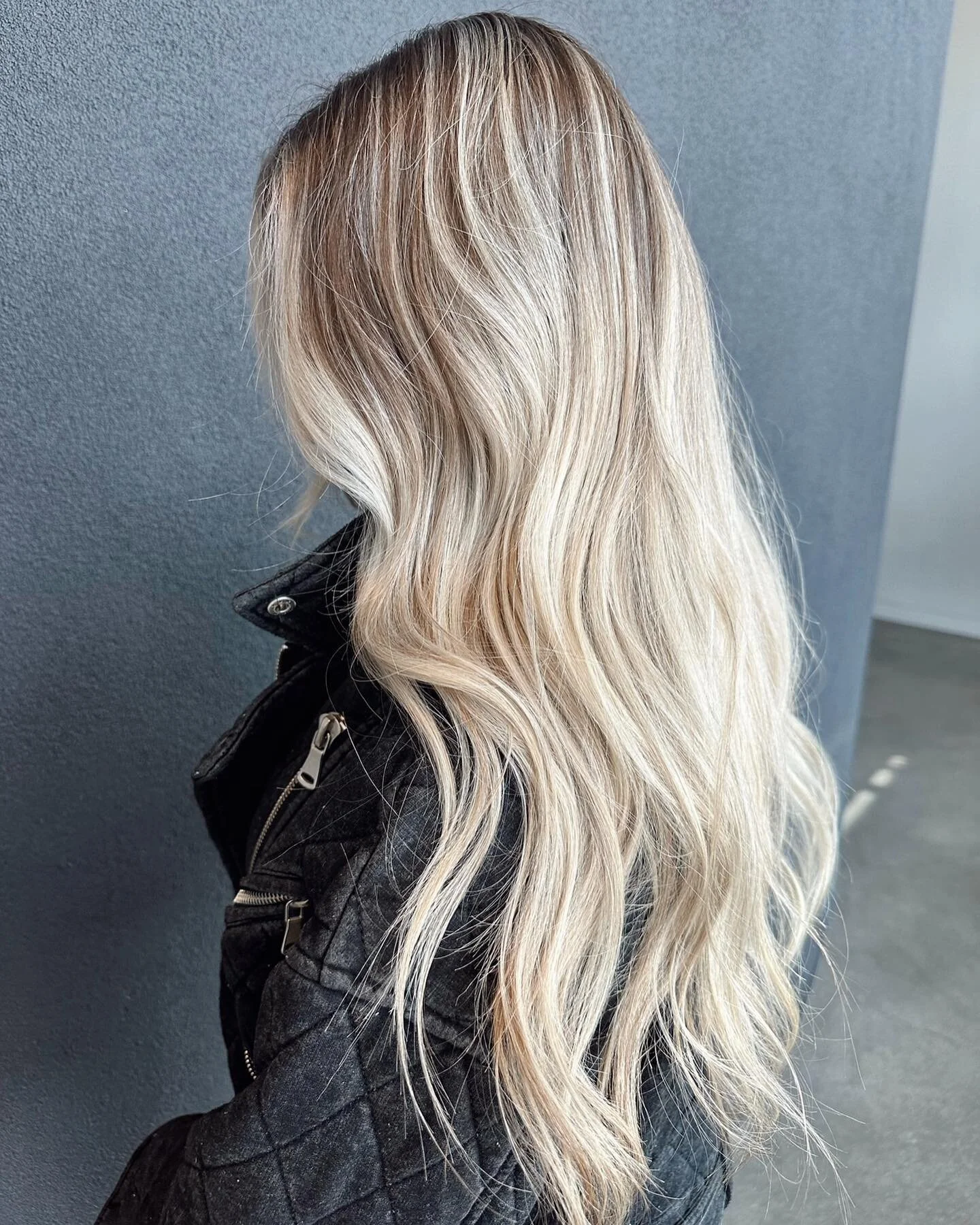 #SCHMELTY Blonde goalssss 🤩