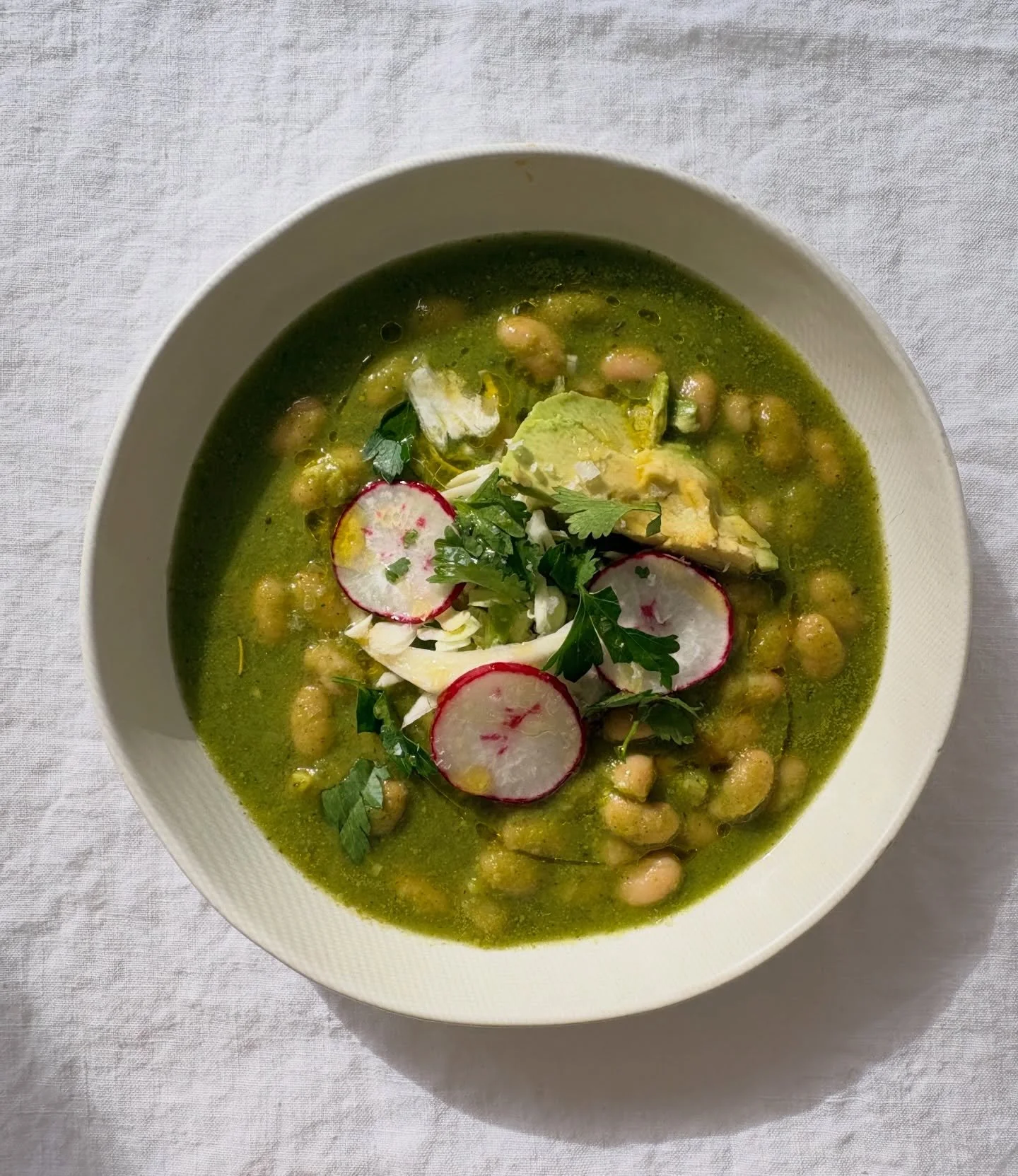 For winter days that call for warmth, but with a little brightness. 

Seasonal ingredients, cooked gently.
This is not a detox soup. It&rsquo;s a soup designed to support calm and nourishment. 

Cook&rsquo;s notes pinned in comments. 

#atabletoexhal