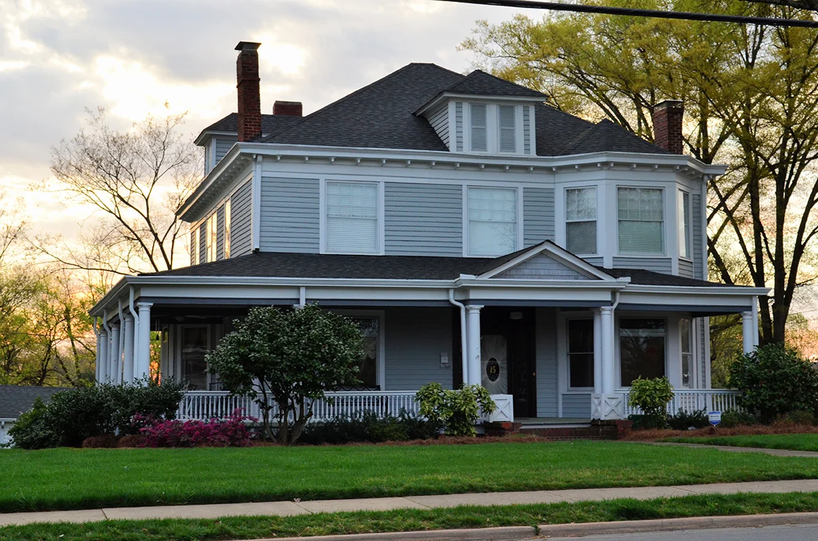 historic-home-on-central_25447322053_o.jpg