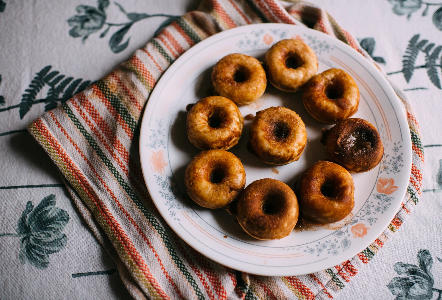 When the Bakery is Closed, Make Your OWN! (Homemade Mini Donuts)