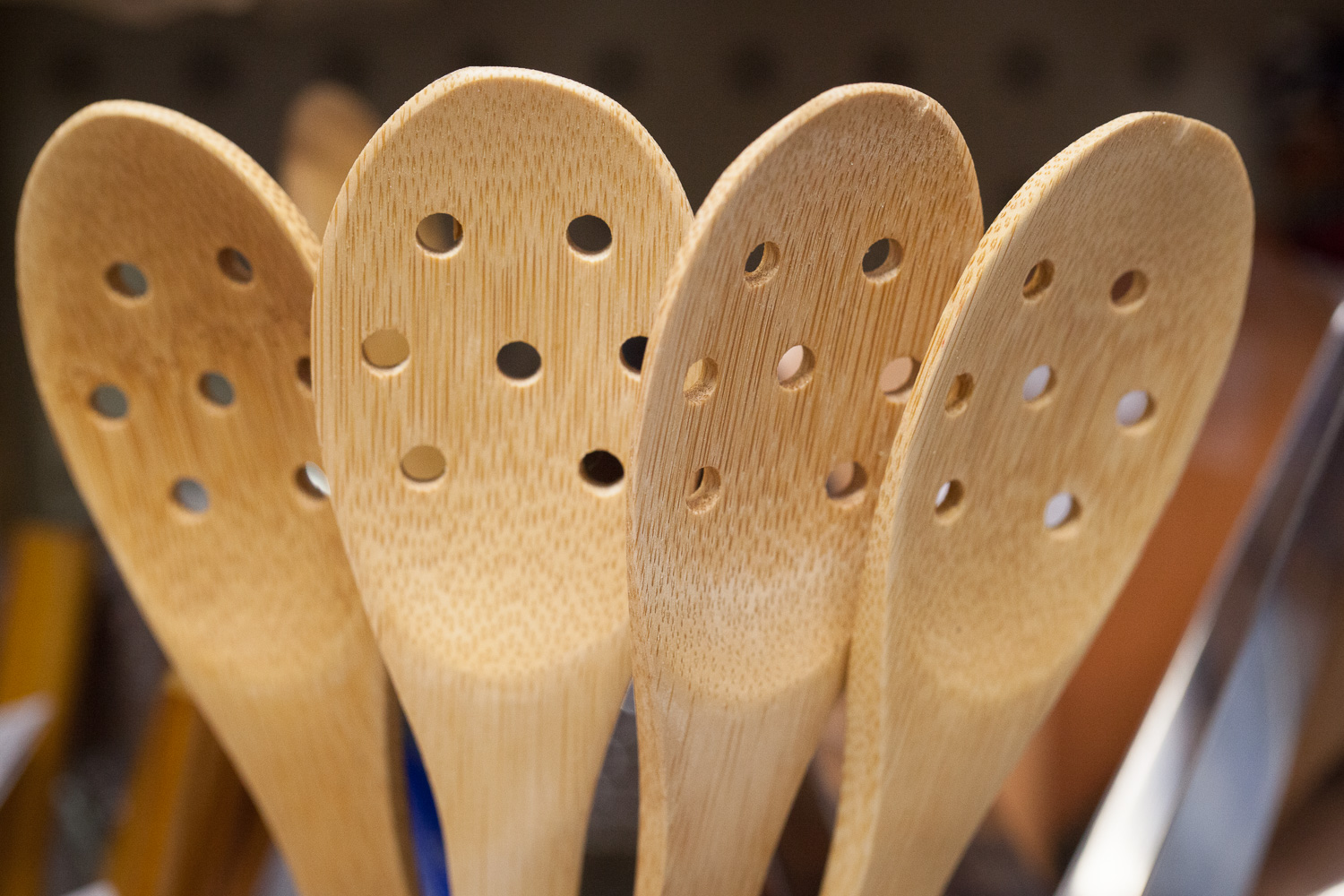 eco-friendly-bamboo-spoons.jpg