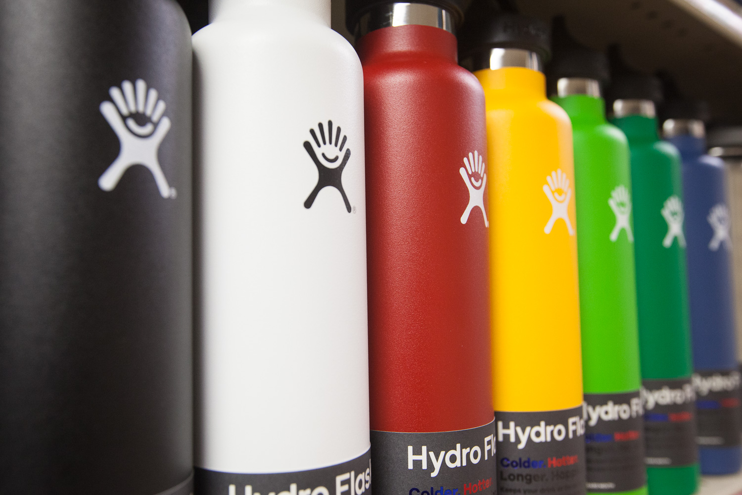 large-hydro-flasks-mana-foods-gifts-household-department.jpg