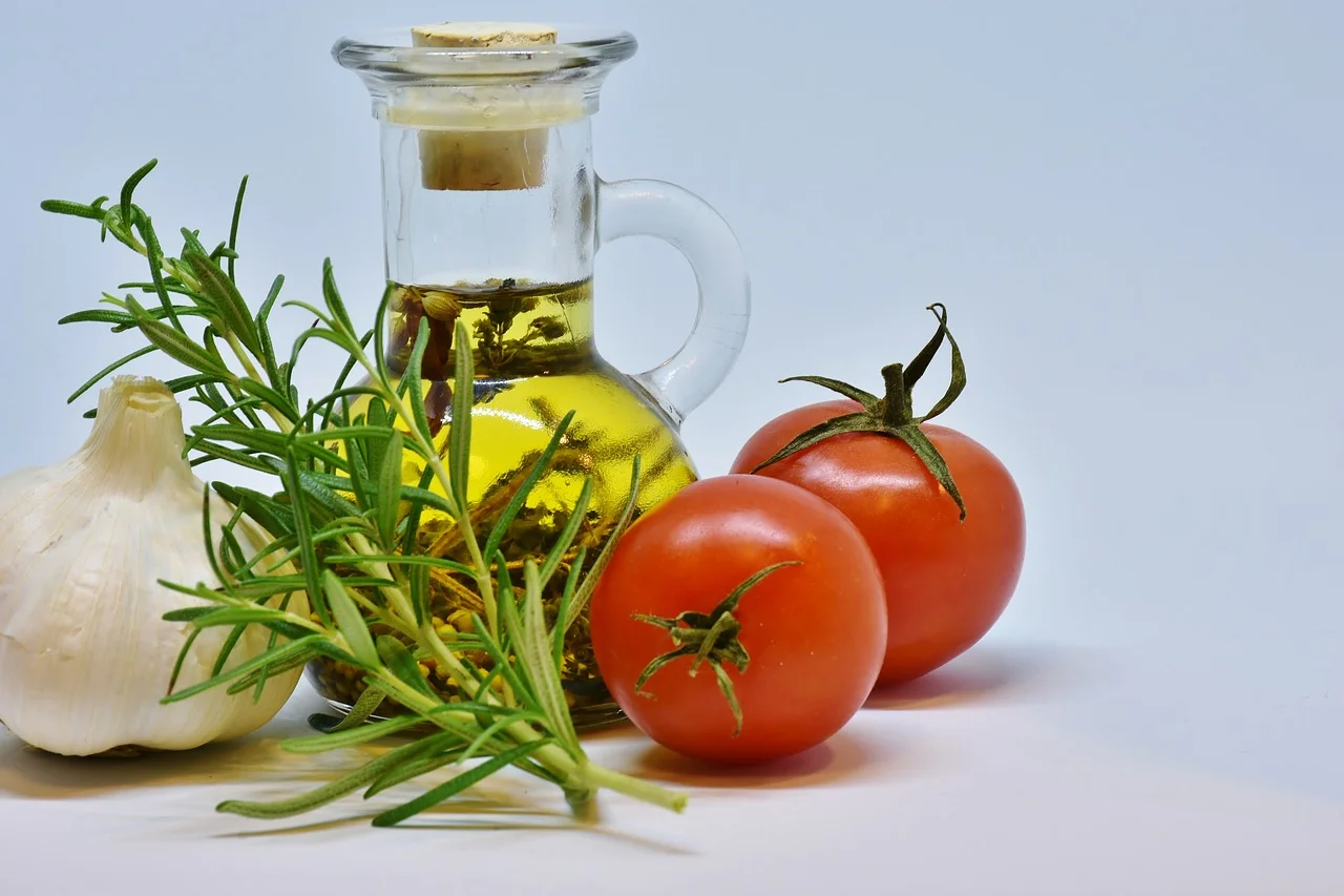 Cook Olive Oil Food Tomato Oil Kitchen Garlic