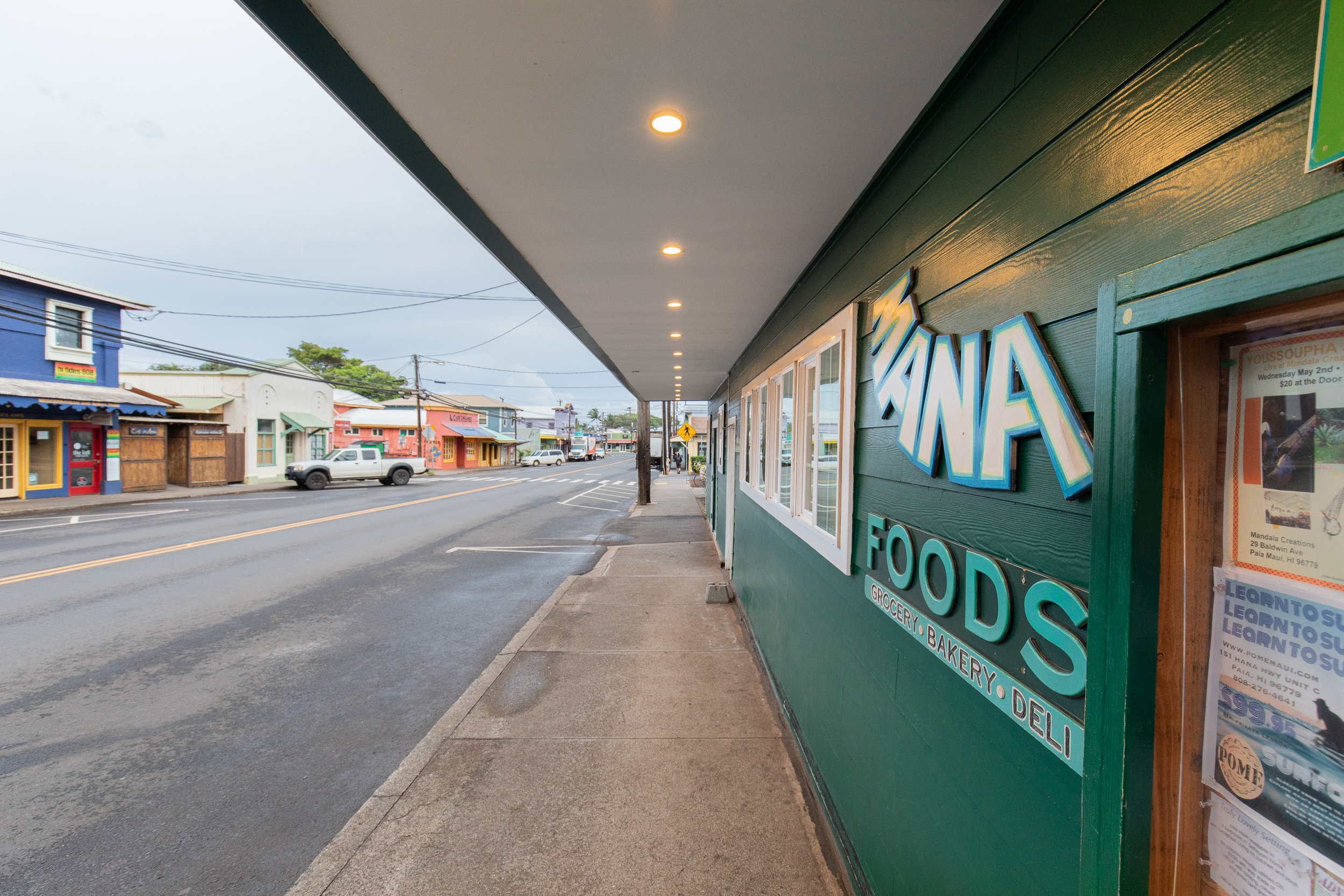 mana-foods-maui-paia-exterior copy.jpg