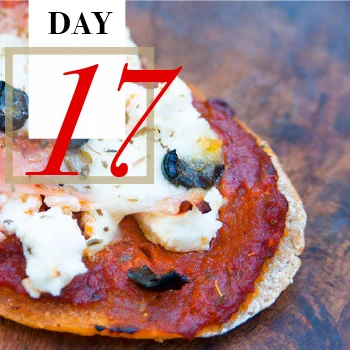 Day 17 | Quick Pita Pizzas