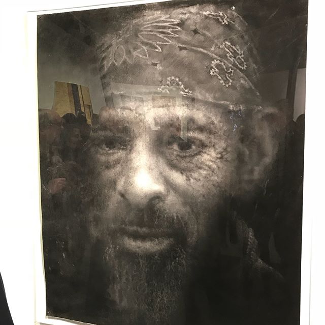 #veryproud of #myfriend @carolineburraway #finalist #thecolumbiathreadneedleprize #samuel #refugees #refugeecamps #calais #calaisjungle #gypsy #heart #art with #heart and #soul #thisshitisreal #people are living in camps #thisface tells that #story #