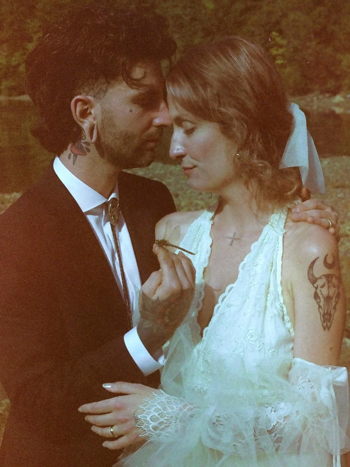 honestly, being a wife is fucking awesome 
❈
many many more photos and musings to come about our divine day, but for now, we rest, allowing the sensation of our full cups to sink us deep into presence.

married by the land, witnessed by the ones who 