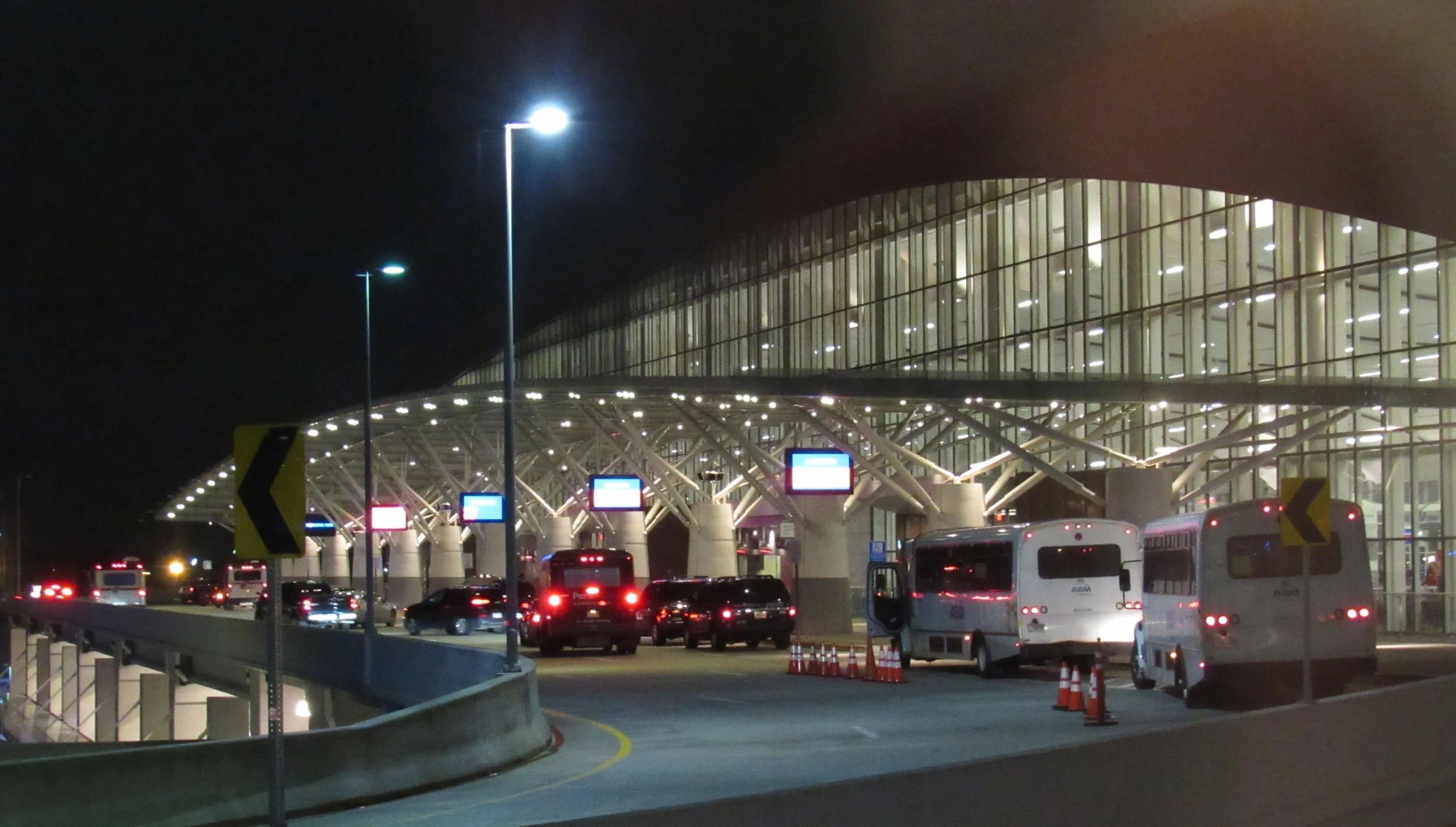 ATL_IntlTerm-exterior-night.jpg
