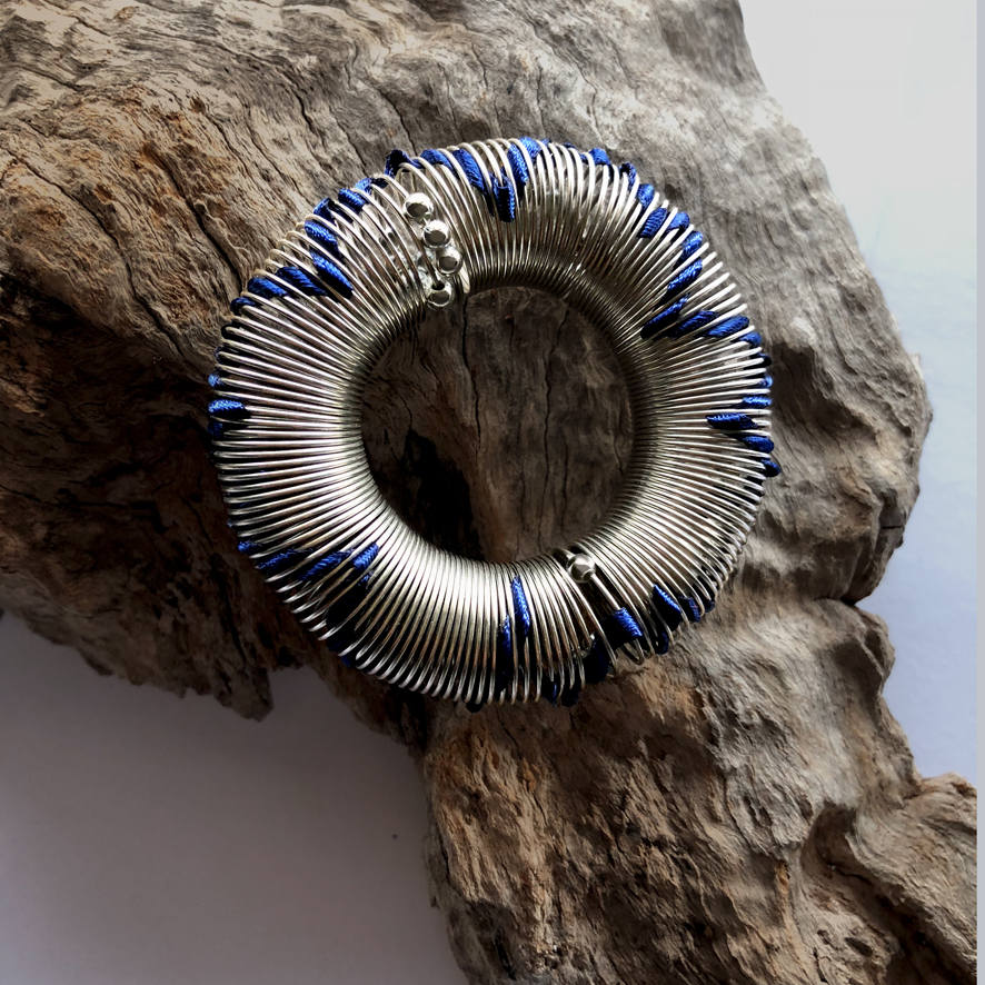 loop-ribbon-1-sm.jpg