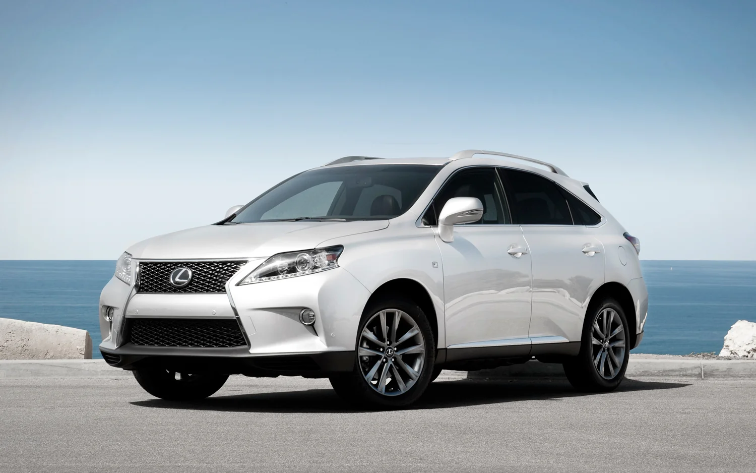 2013-lexus-rx-350-f-sport-front-left-side-view.jpg