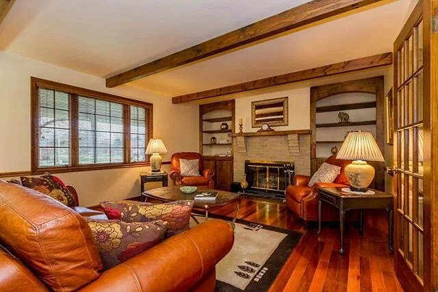 An oldie, but still one of our favorites.
.
.
.
.
.
#metrodetroitrealestate #realestatephotography #realestatephoto #photographyforrealestate #realtor