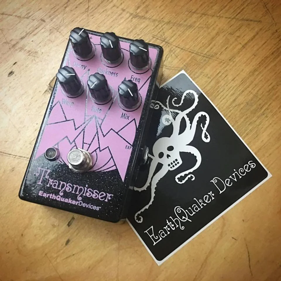 DF Welcomes Earthquaker Transmisser Pedal 