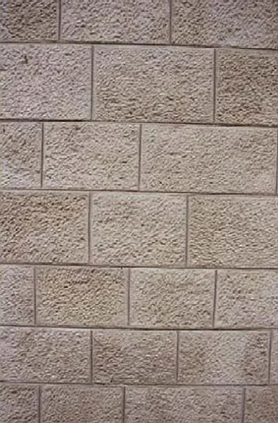 Figure 11: Example of the use of the musamsam stone dressing in Amman.