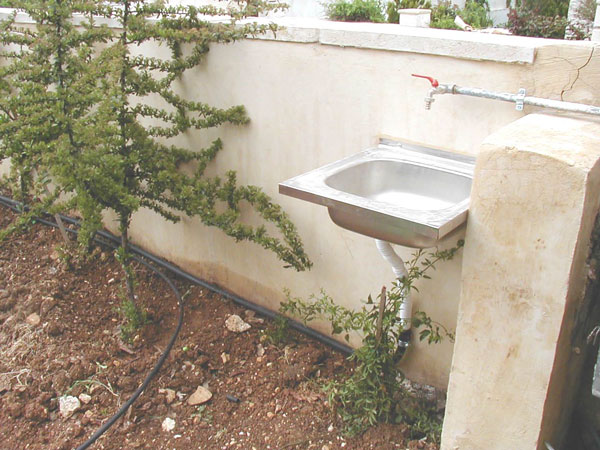 Figure 5: Simple garden graywater scheme.
