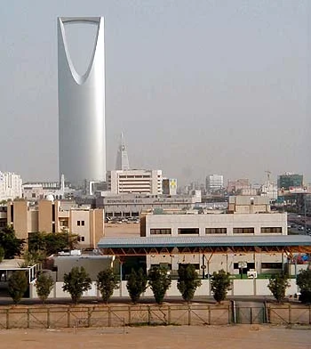 Riyadh's most recently constructed high-rise buildings: The Kingdom Center in the foreground and Al Faysaliyya in the background. (Mohammad al-Asad)