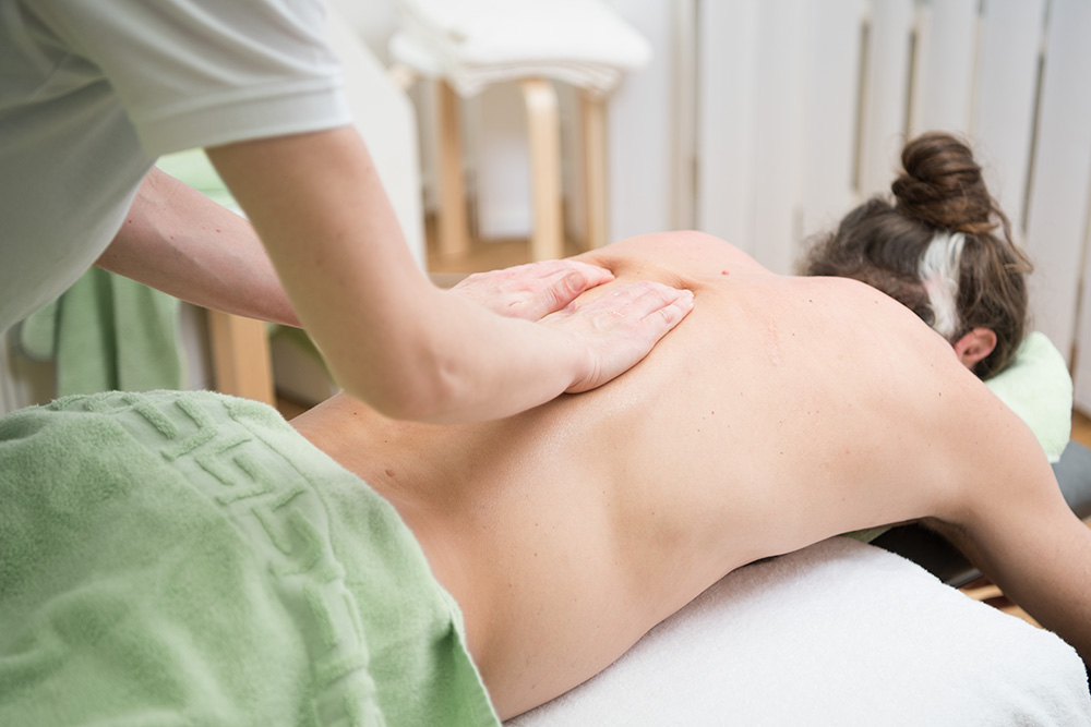 celine-geiser-massagepraxis-klassiche-massage.jpg