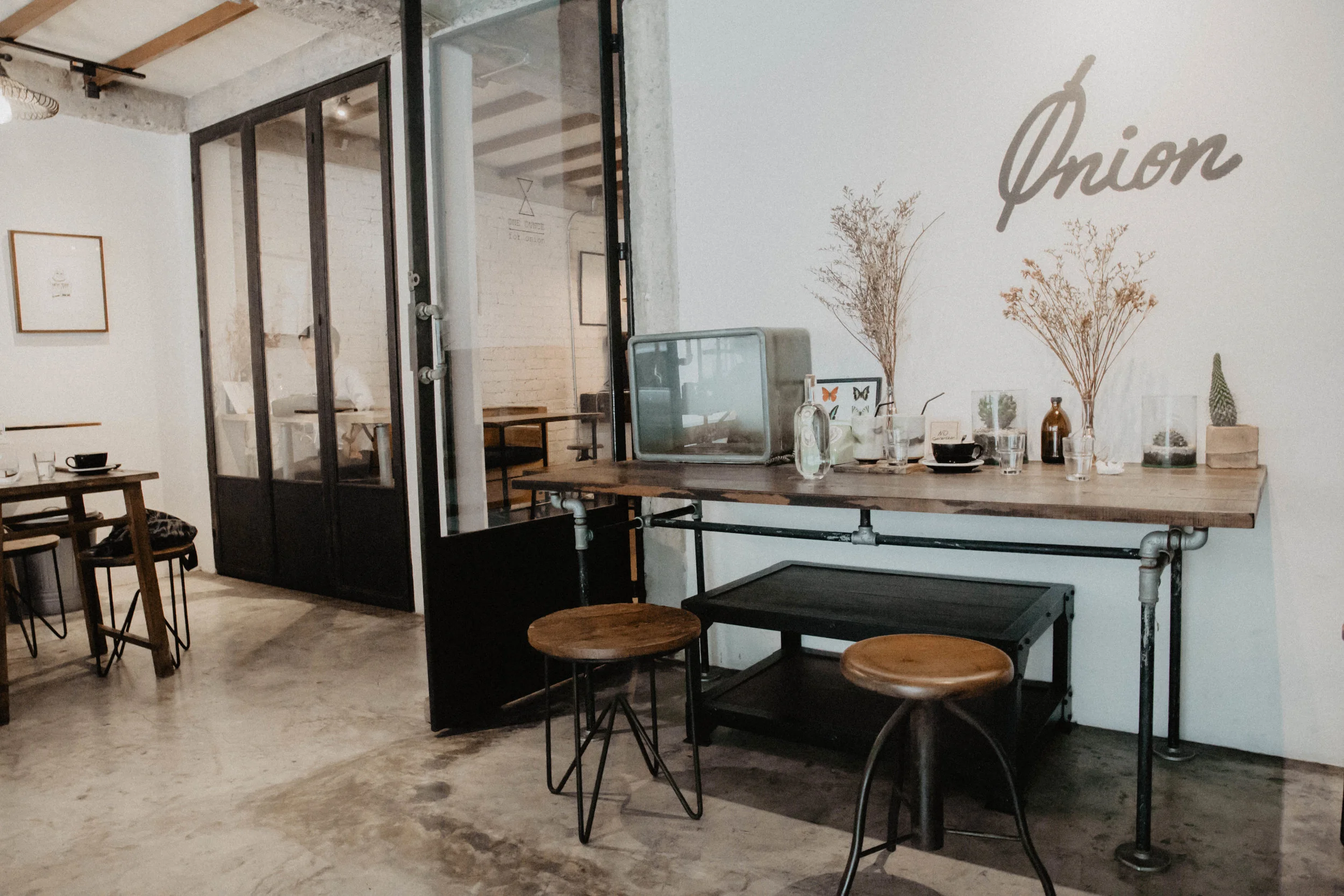 Bangkok Cafe and Neighbourhood Guide — The Way to Coffee