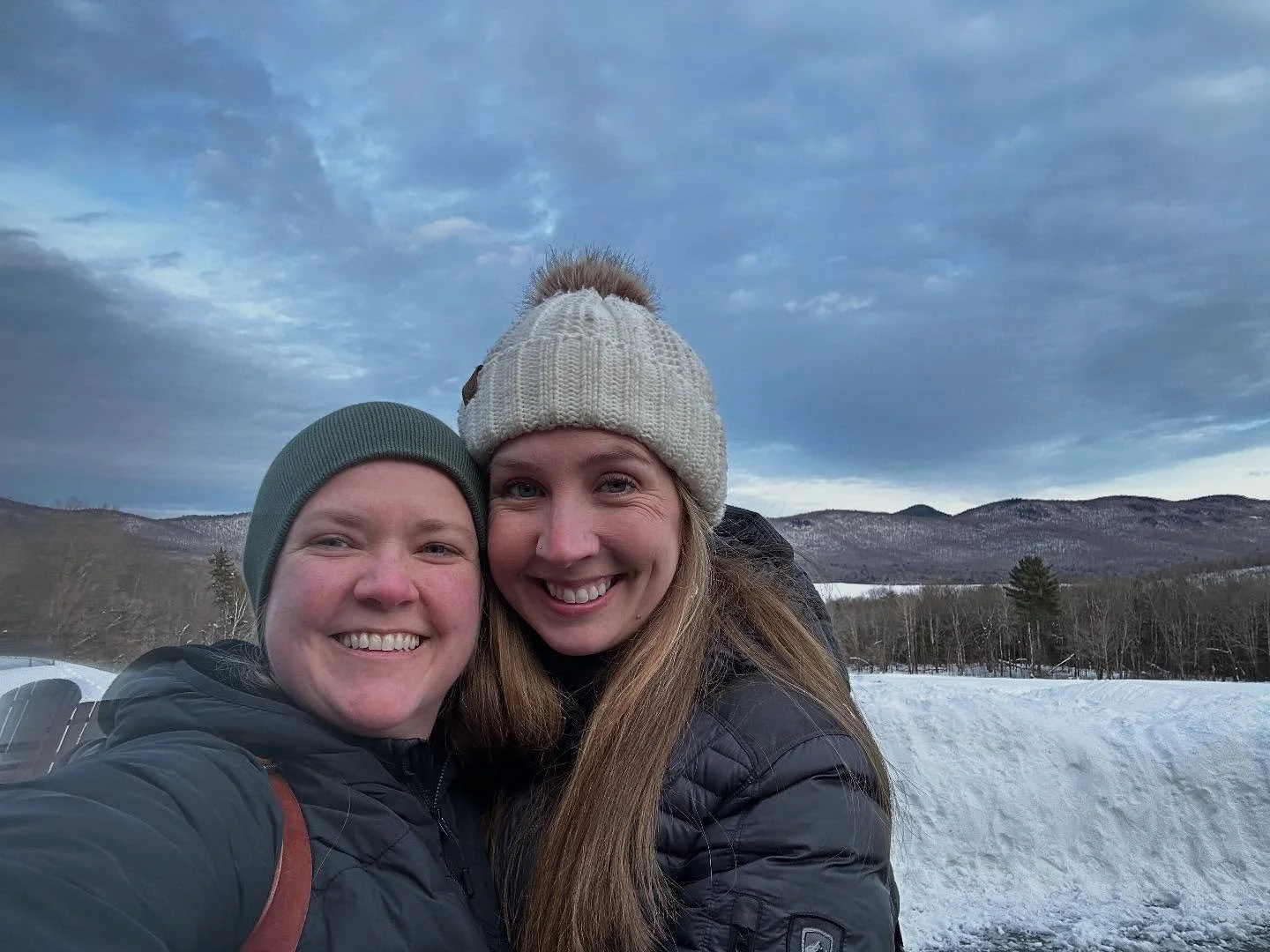 Love working with this boss lady!
@juniperstudios hitting winter weddings out of the park!