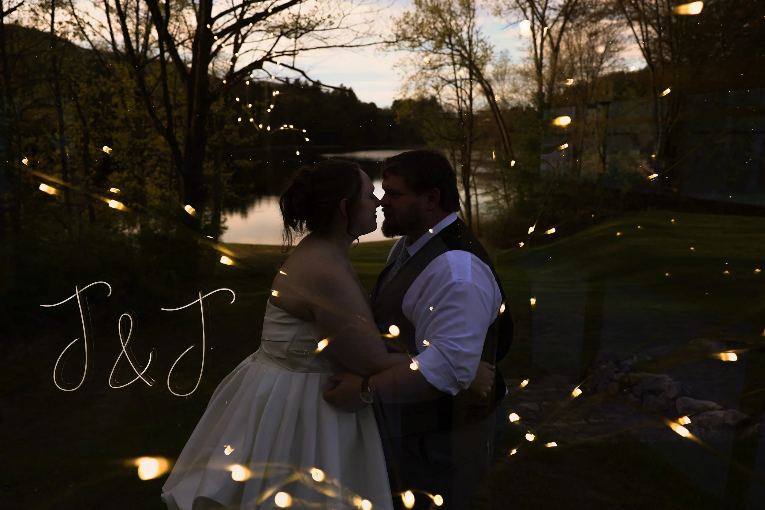 @jackie.stratton21 and @kirkelkin had the wedding of their dreams last weekend! I was so happy to be a part of this event - the entire day was full of laughter and happy tears, quiet moments together and dirty dancing lifts.

Vermont wedding photogra