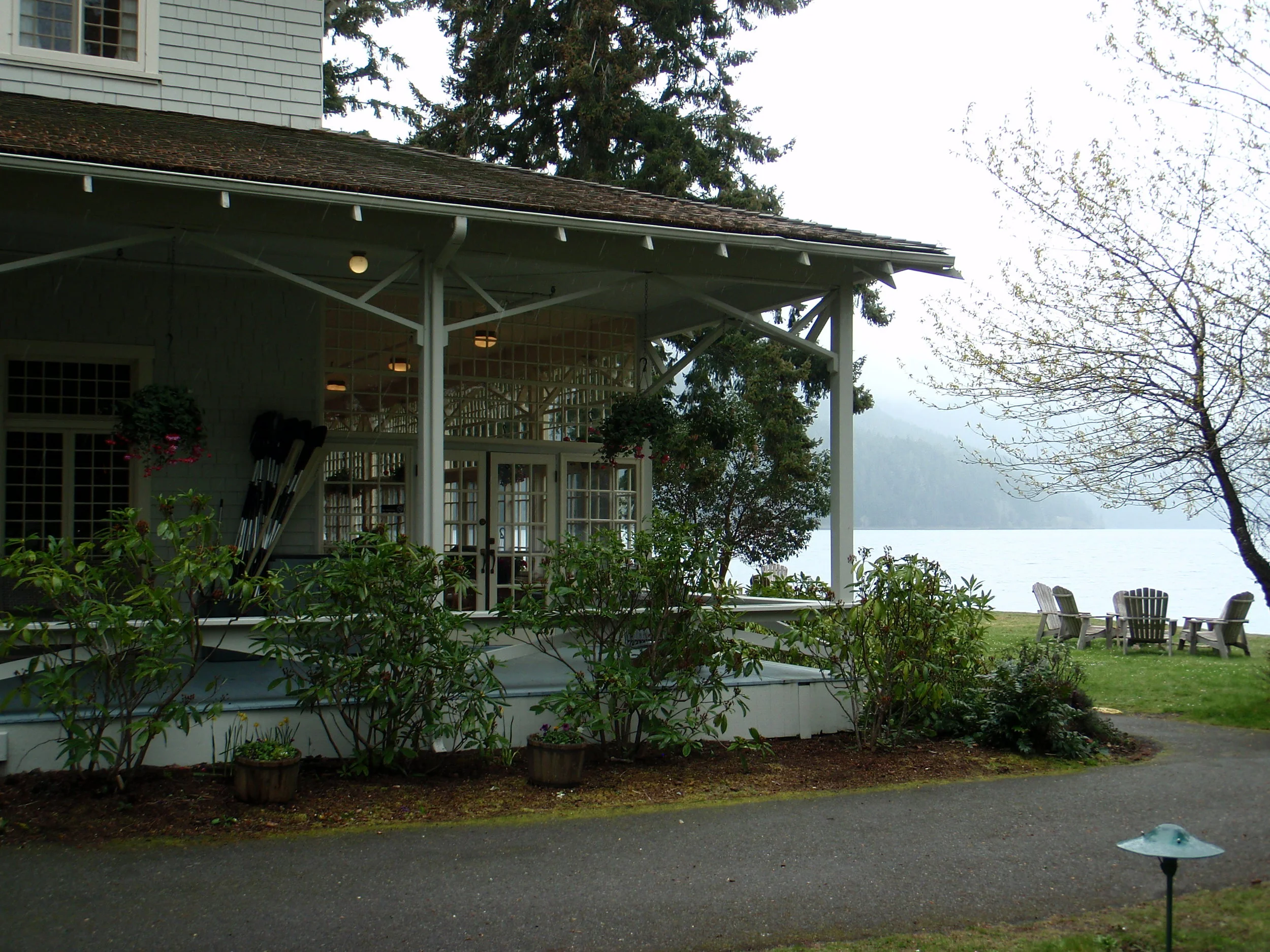 Crescent Lake Lodge