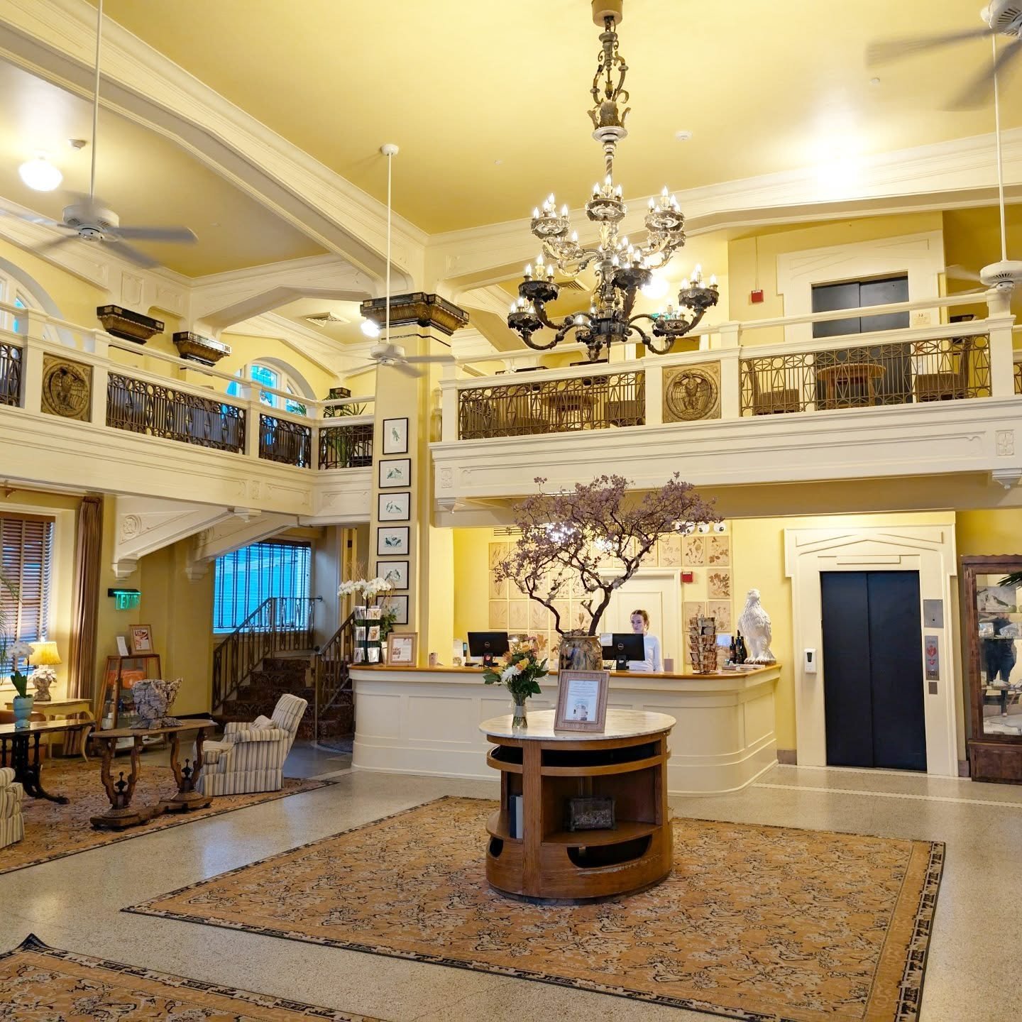 Great place to stay, dine @ Larks and see wonderful plays (90th year) en route to/from CA!