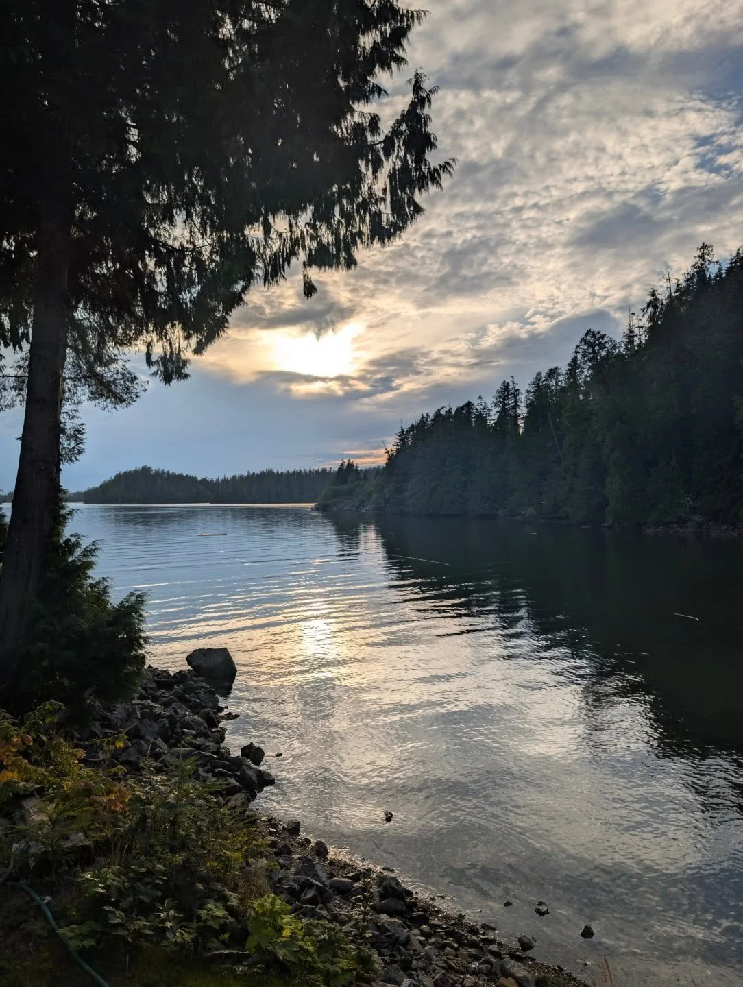 A wonderful week hiking in Ucluelet &amp; kayaking in the Broken Group Islands with good friends!