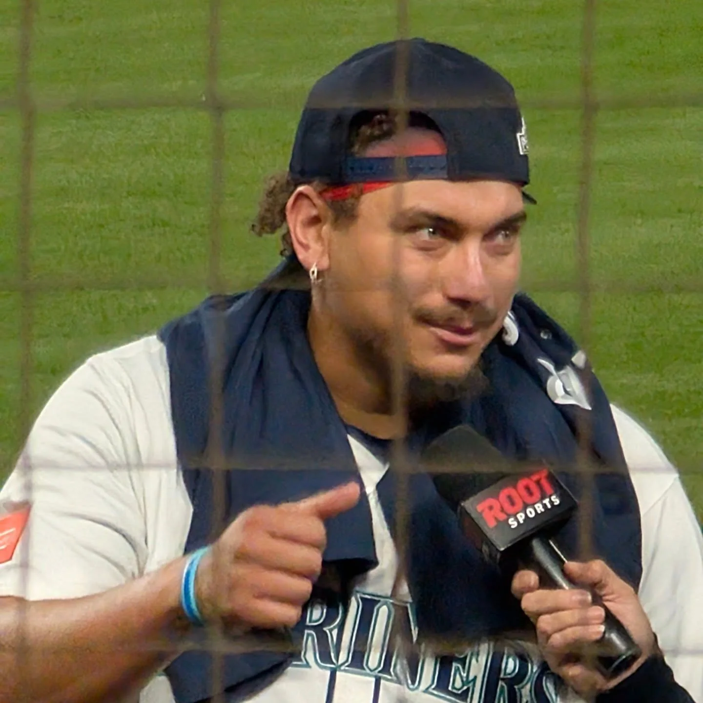 Go Mariners‼️Photo taken of Josh Naylor after they clinched playoffs. Fun.