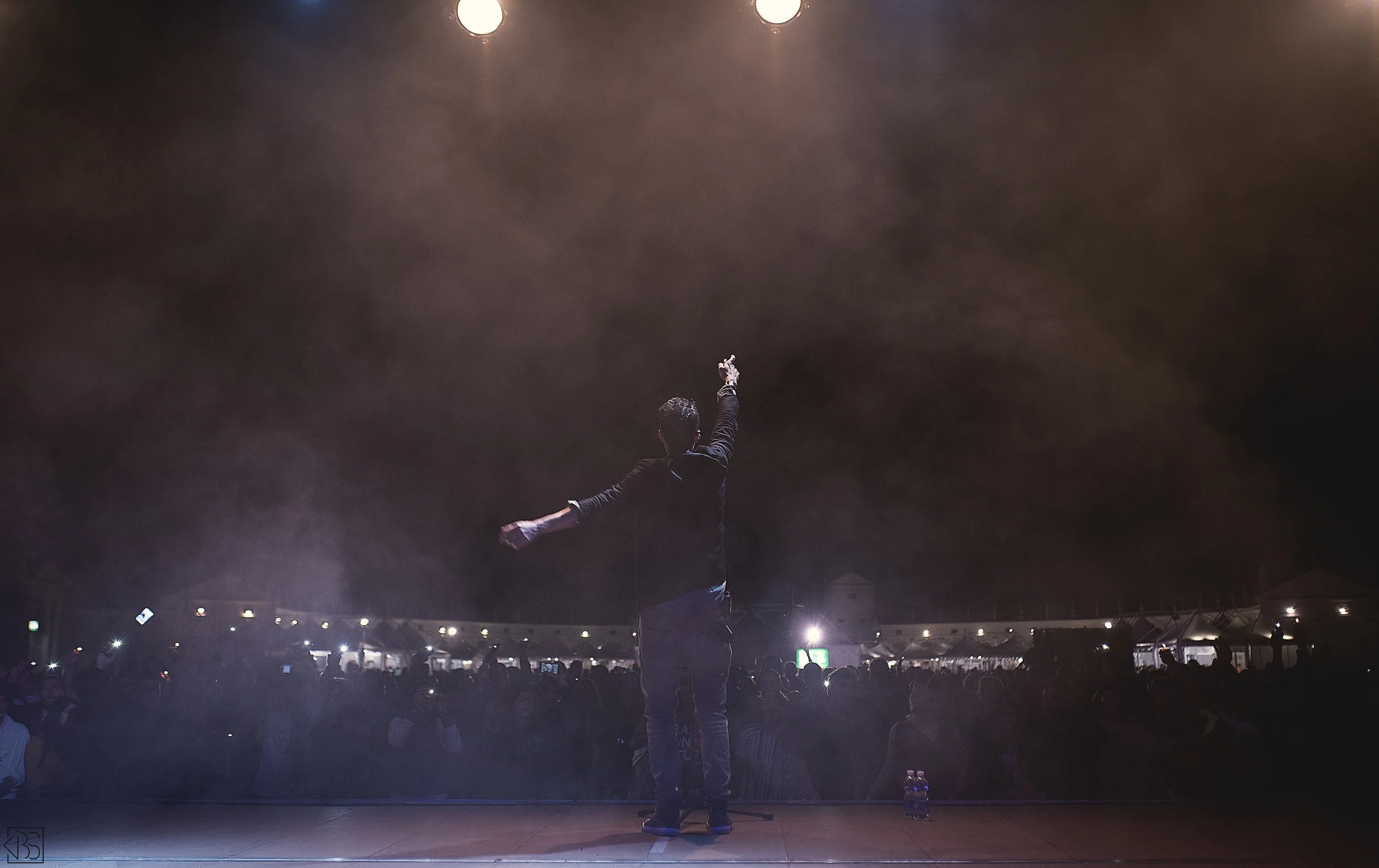 crowd
